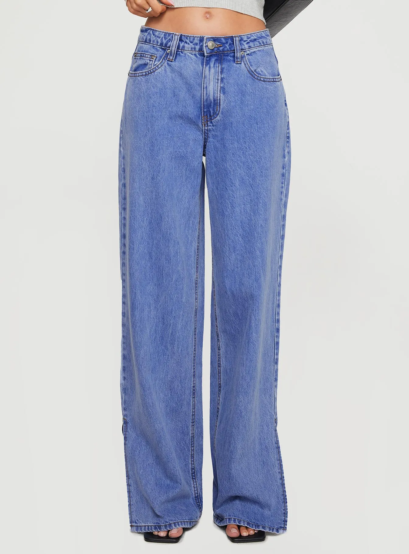 Lorinzo Low Rise Jeans Electric Blue Relaxed Style Neutral Natural Look