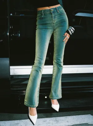 Minimal Aesthetic Luxury Minimalist Sandman Flare Jeans Antique Wash