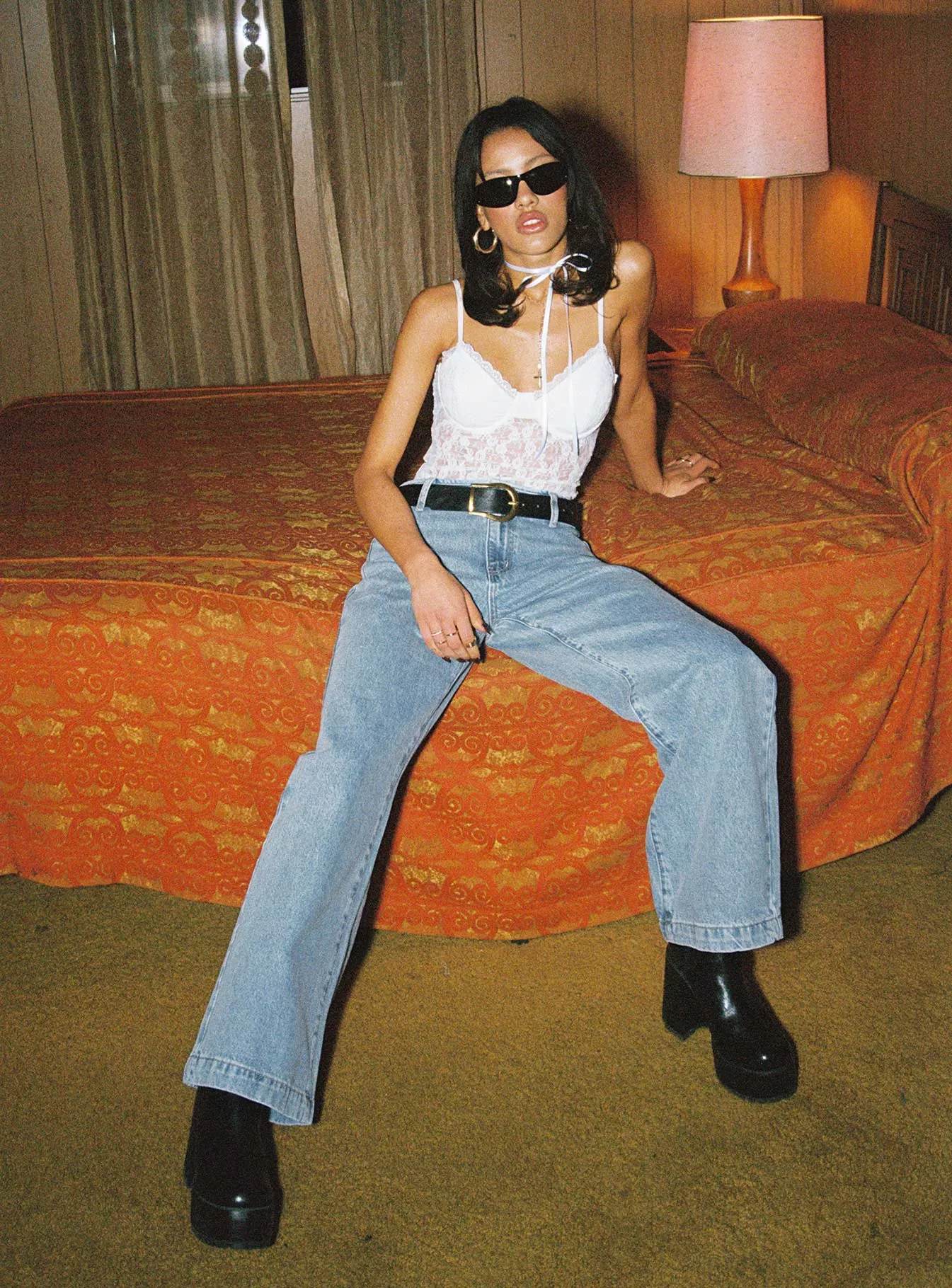 Classic Outfit Natural Look Thaddeus Jeans Mid Wash