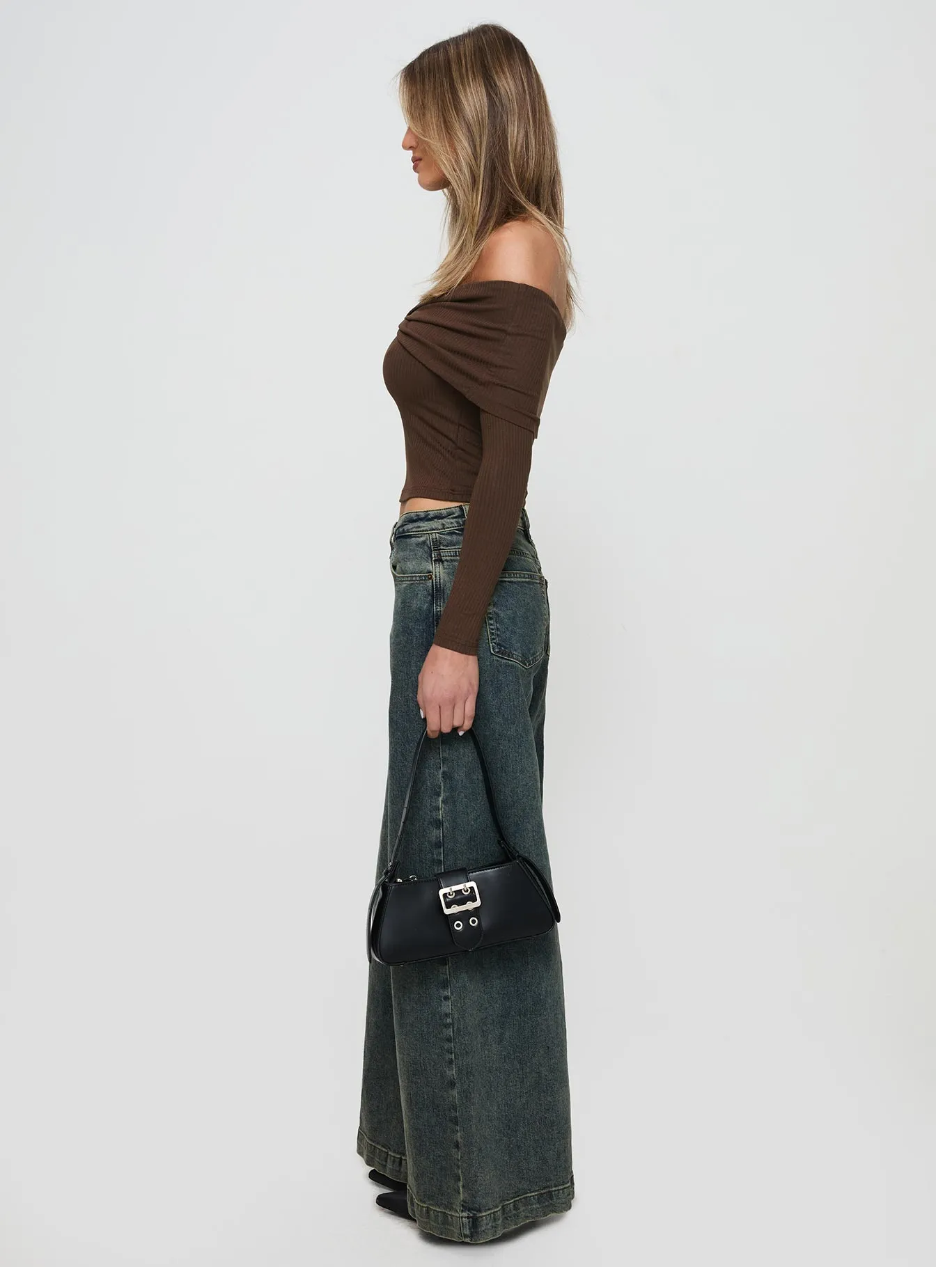 Ziggie Low Rise Baggy Jeans Antique Wash Outfit Mix