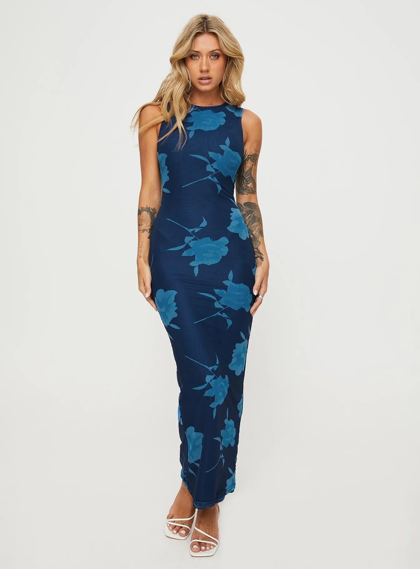 Floriane Maxi Dress Navy Easy-to-wear long dress