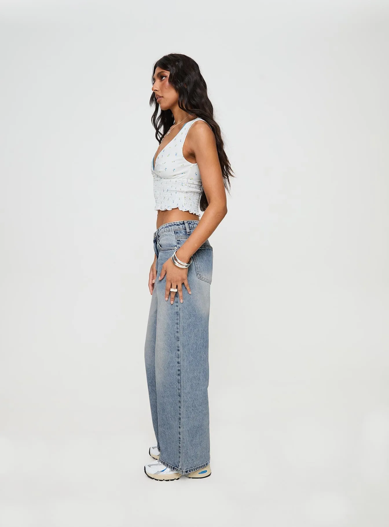 Ronine Low Rise Wide Leg Jeans Light Wash Bold Earthy