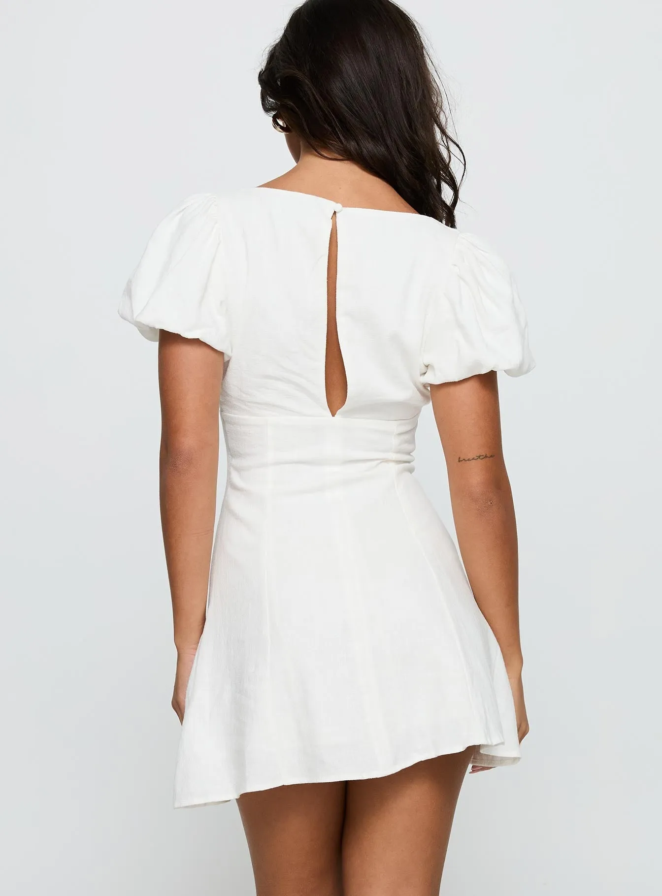 Beloved Puff Sleeve Linen Blend Mini Dress White Lightweight Weave Bare Leg