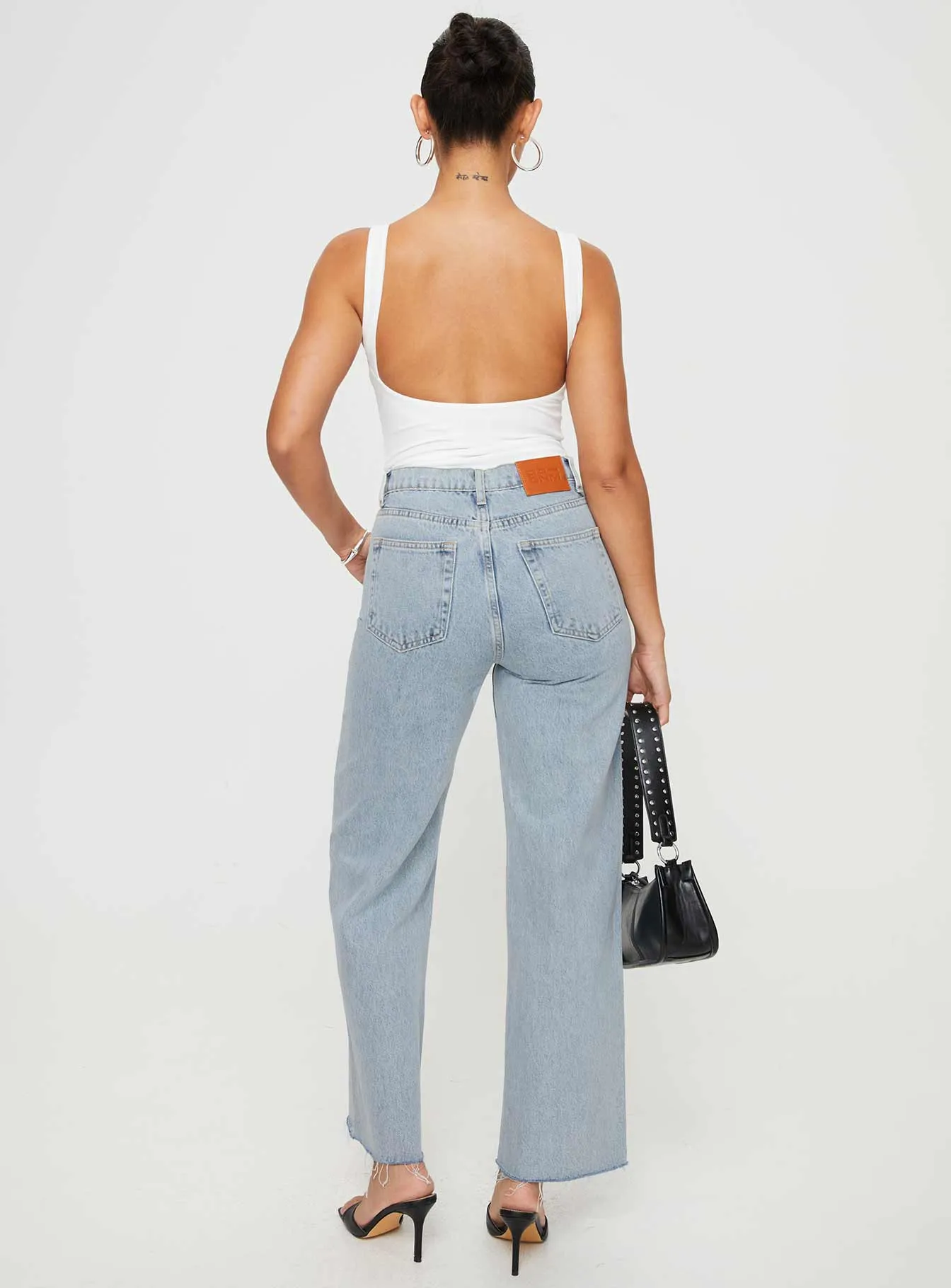 standard fit Perfect for All Fawcett High Rise Straight Leg Jeans Light Blue Wash Petite