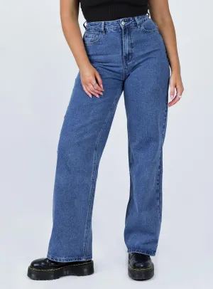 Everyday Gym Ready Style Layer Theore High Waisted Mom Jean Mid Wash Denim