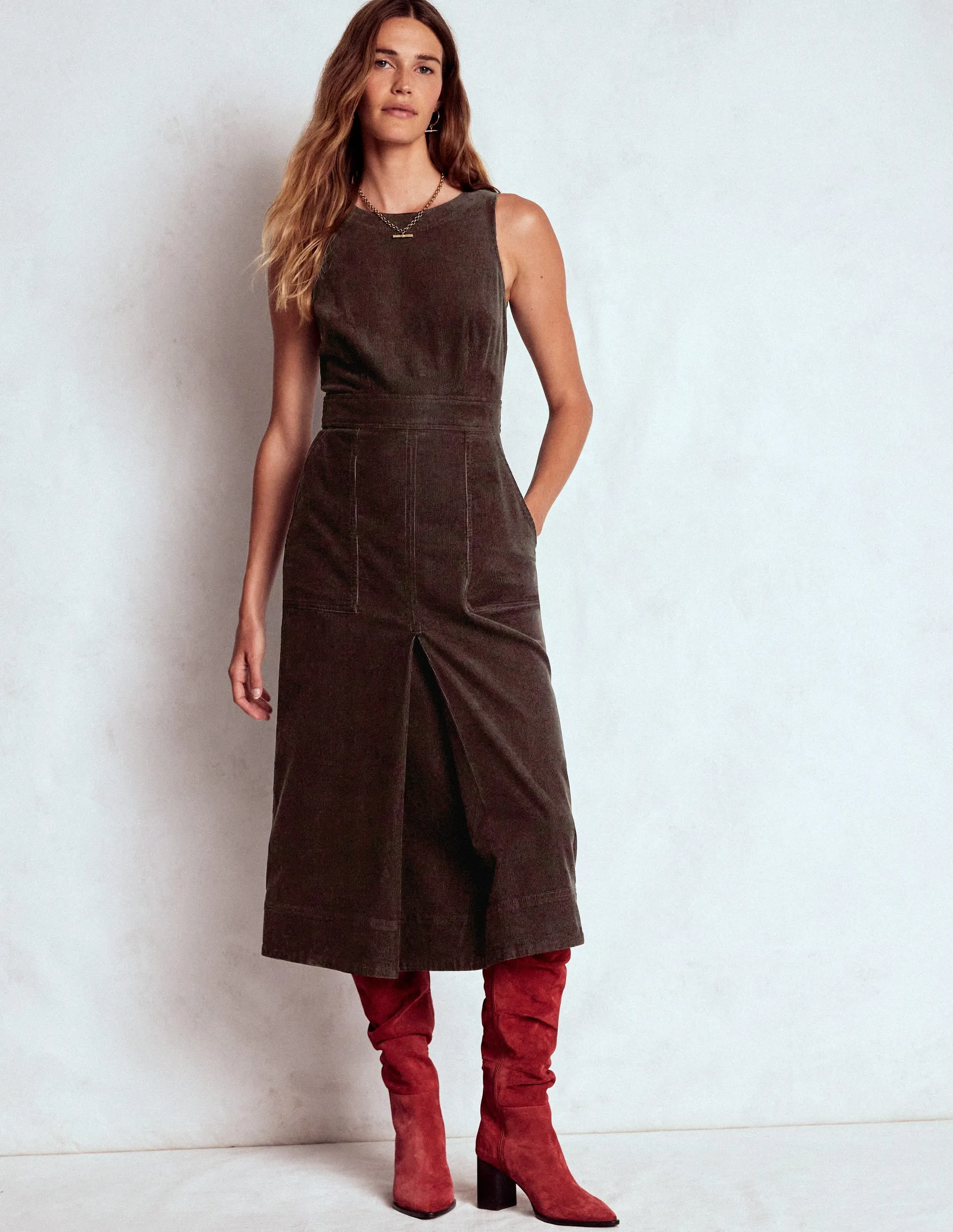 Soft Rebellion Lounge Mood Ula Box Pleat Cord Midi Dress-Espresso