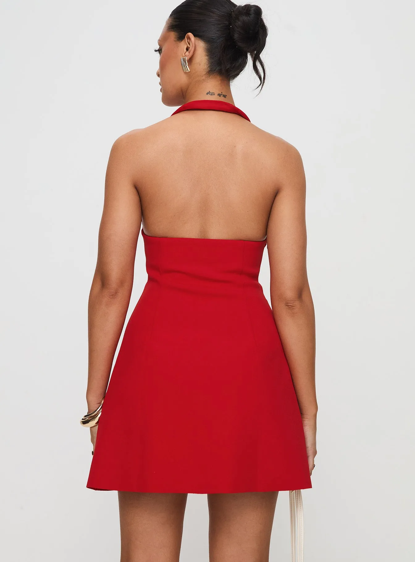 Vibrant Silhouette Reinforced Hemline Girly Girl Halter Mini Dress Red