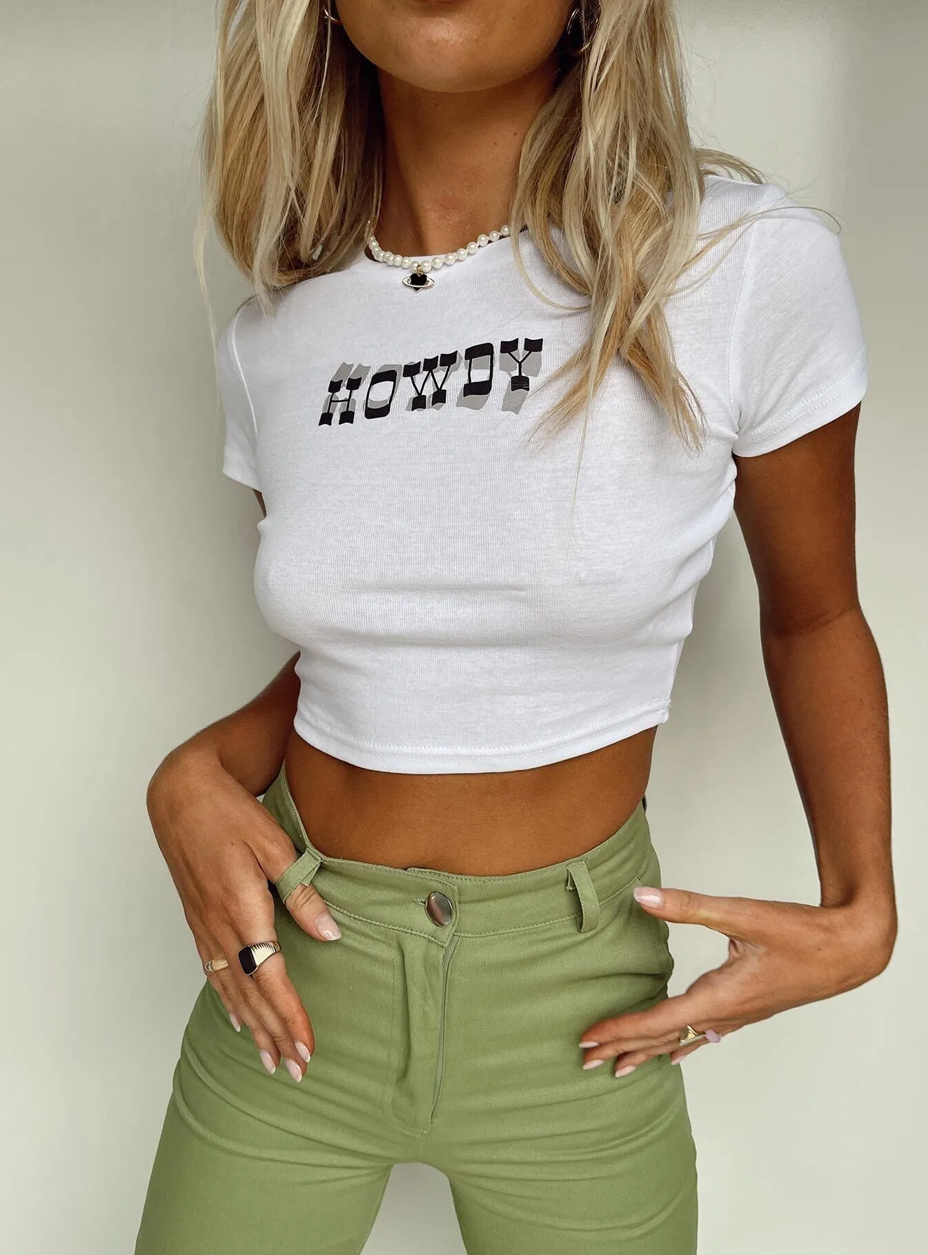 Howdy Crop Tee White Fashionable Fit Fresh Comfort Style