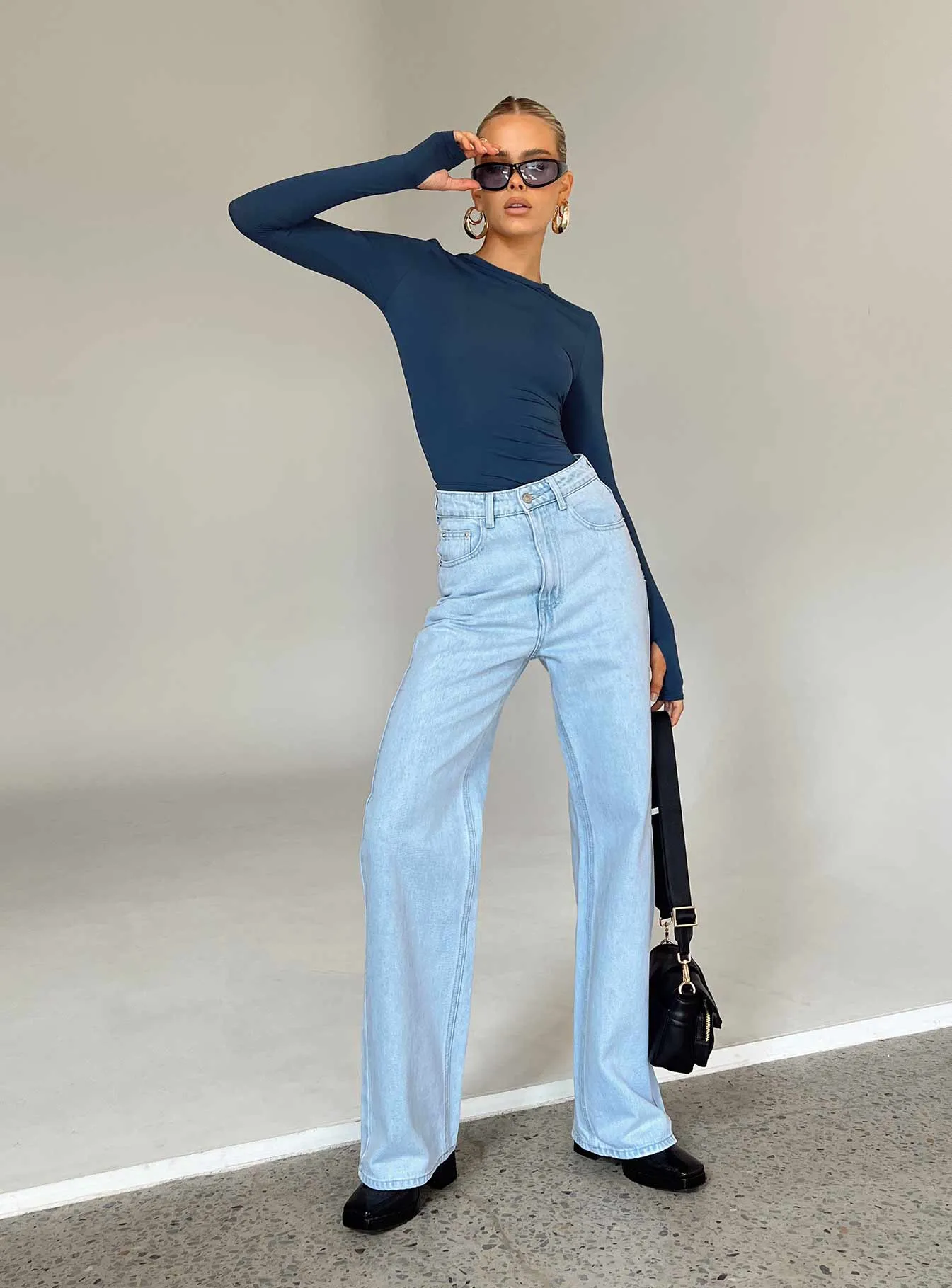 Jeannie Wide Leg Jeans Light Wash Denim Parent Style Trend Setter