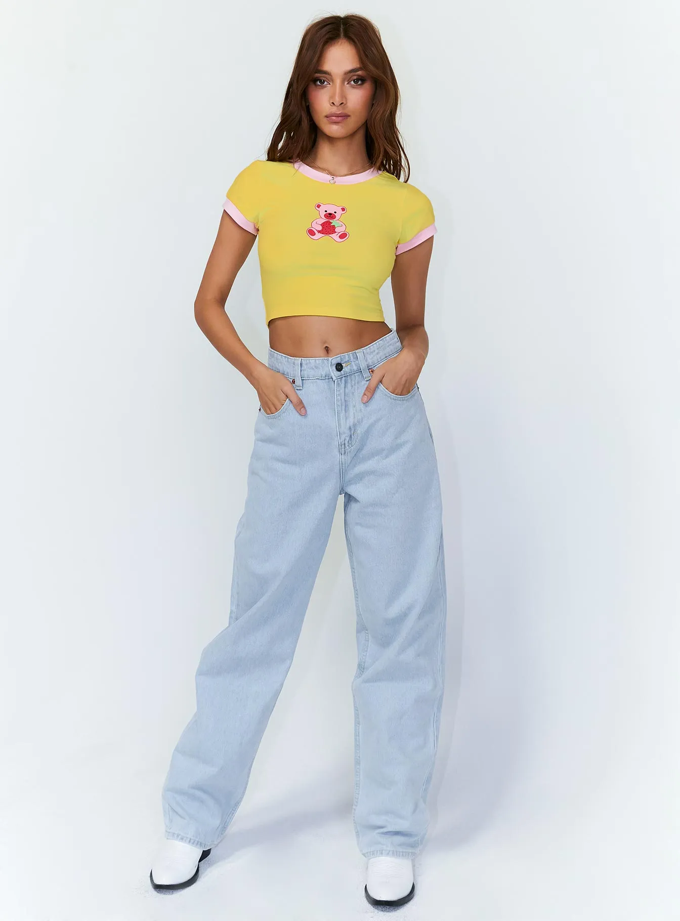 Circular Knit Construction Home Comfort Bold Look Sunny Vibes Motel Parallel Jeans Super Light Wash