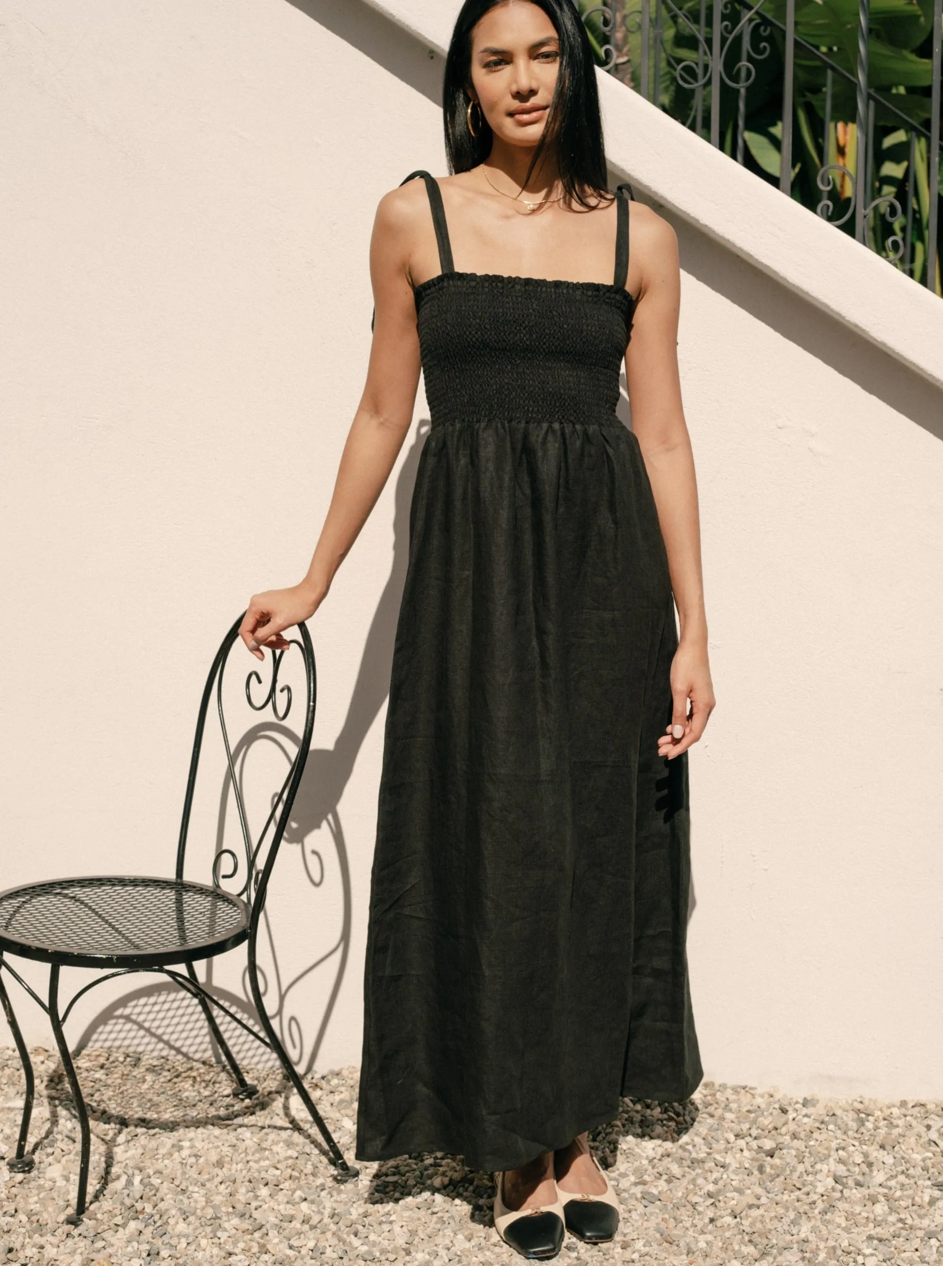 Model Edge OdorResistant Material Sophie Dress - Black Linen