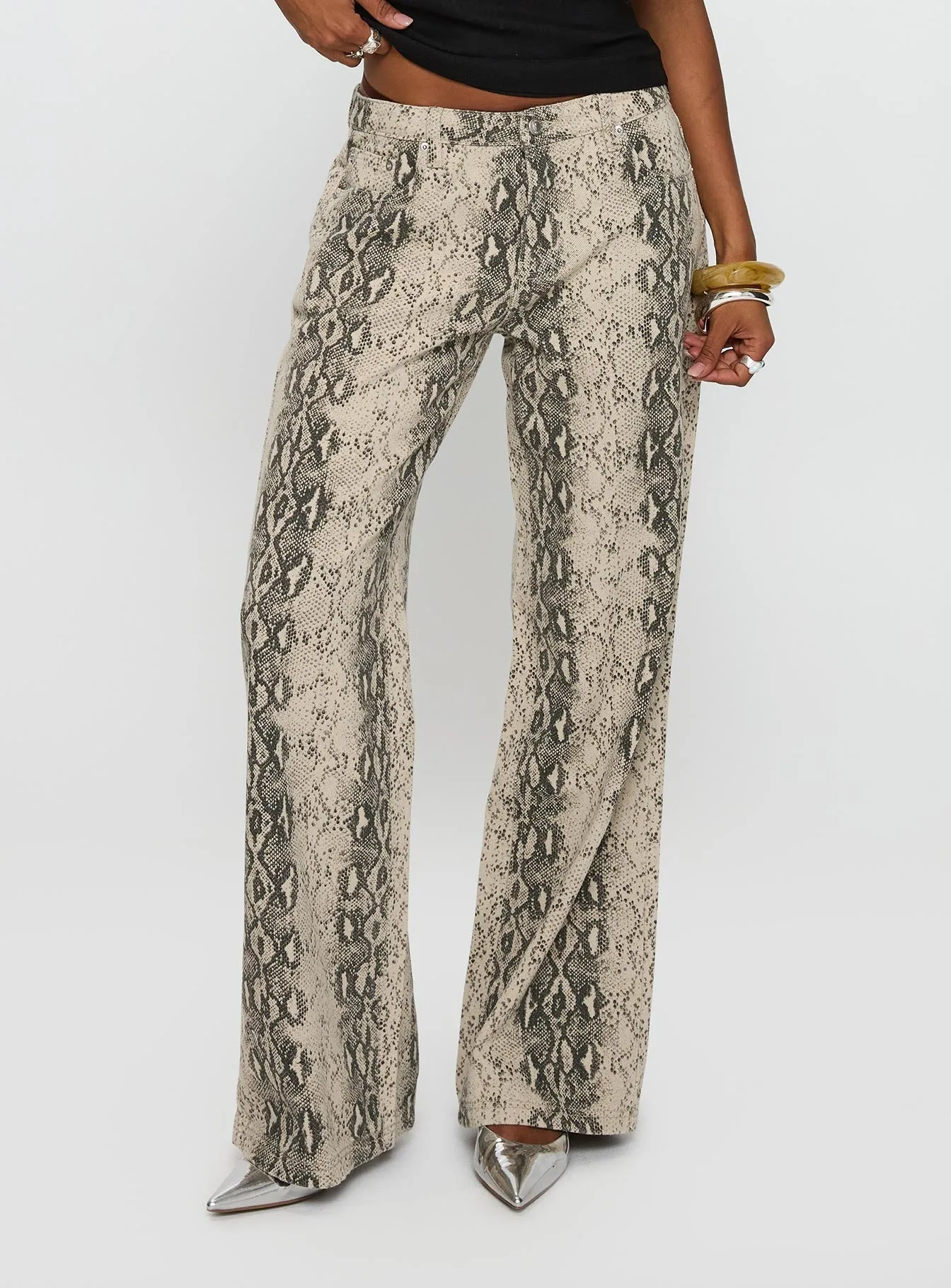 Serpentina Low Rise Straight Leg Jeans Snake All Season Fabric Weight One For All