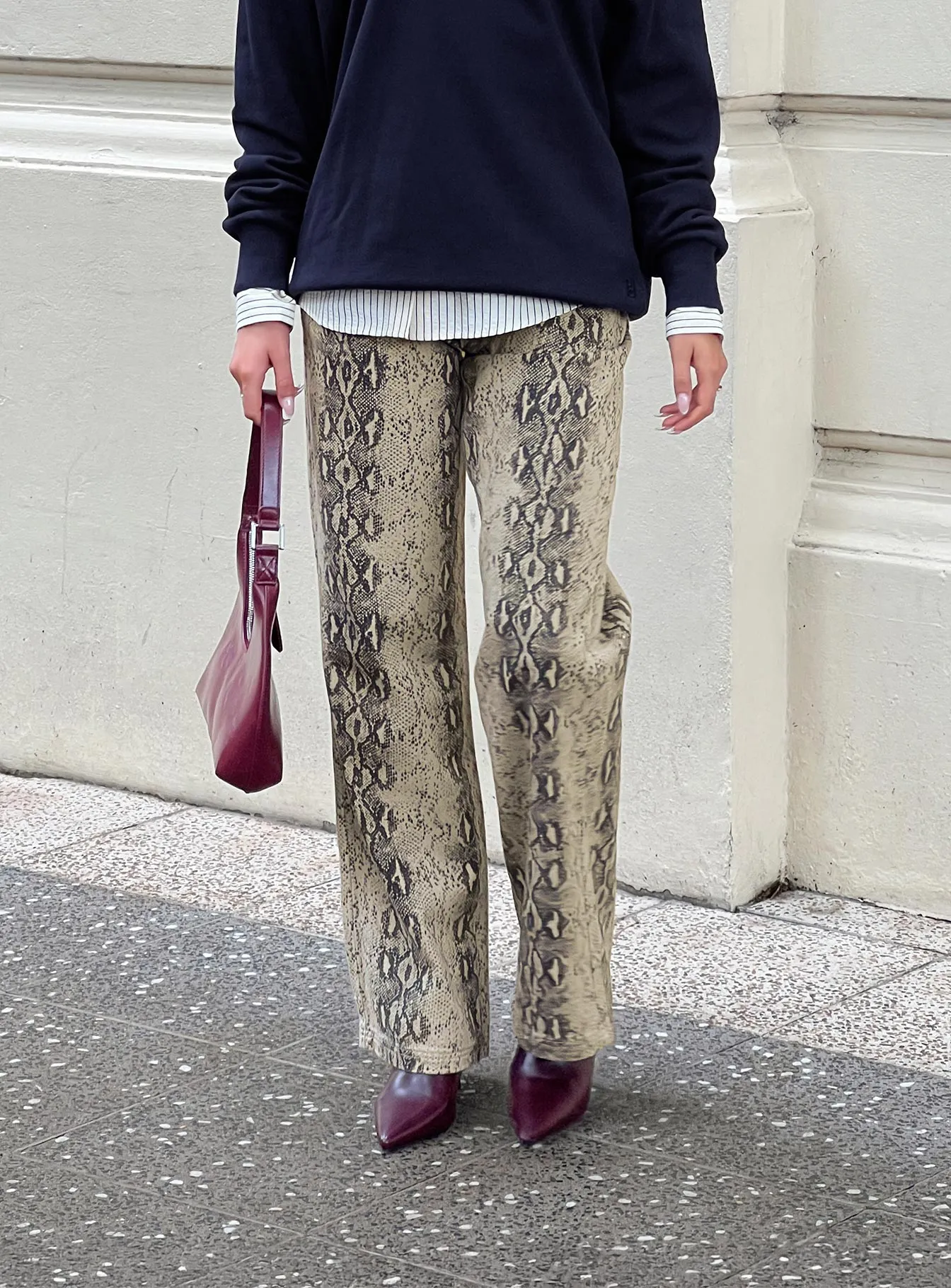 Serpentina Low Rise Straight Leg Jeans Snake Day To Day