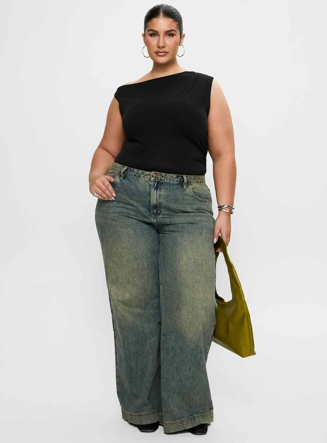 Beach essential Miyako Bodysuit Black Curve