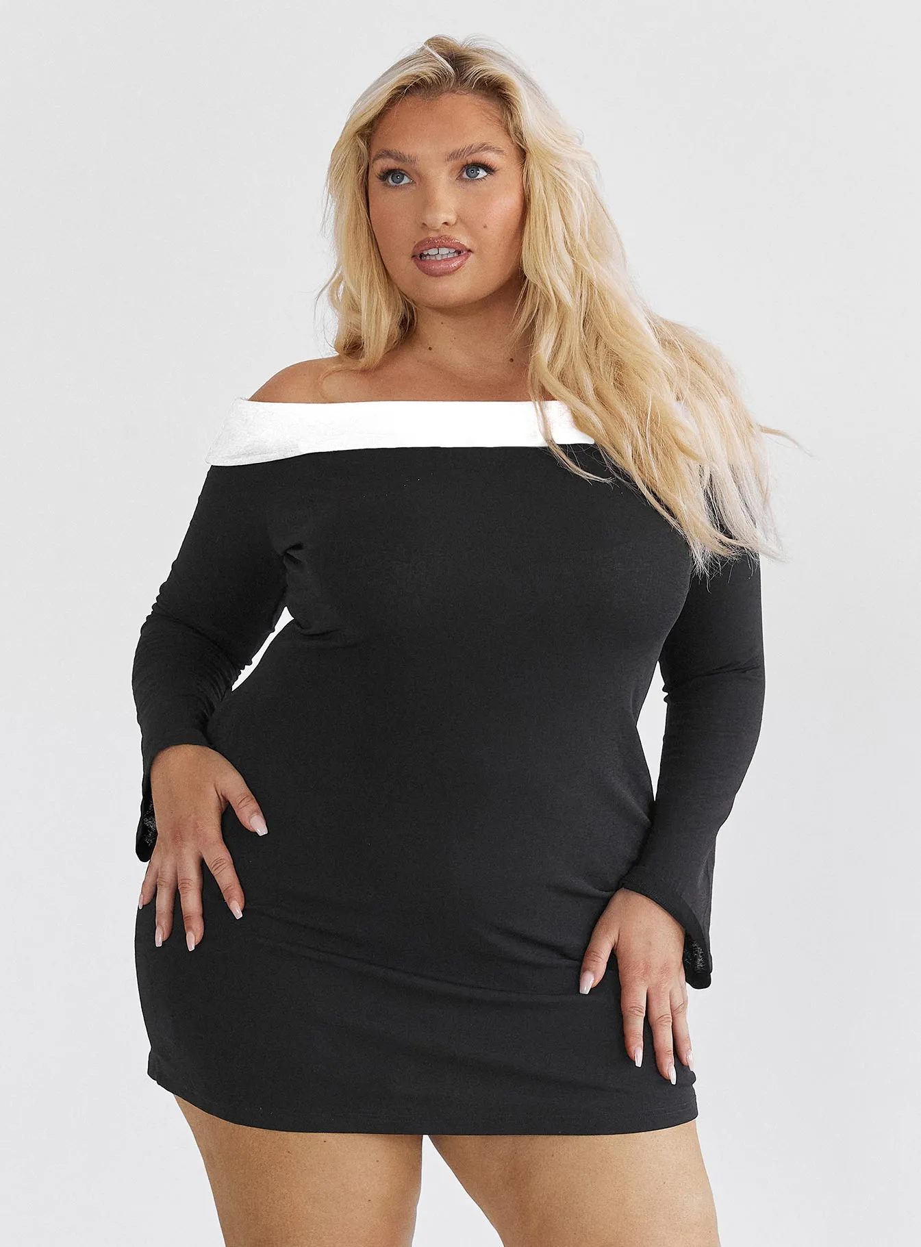 A Line Silhouette Flirty casual wear Anya Mini Dress Black / White Curve