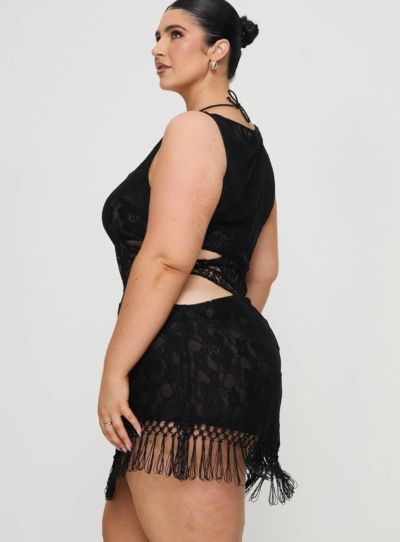 Pop Warm Perfect Fit Dakarie Lace Mini Dress Black Curve