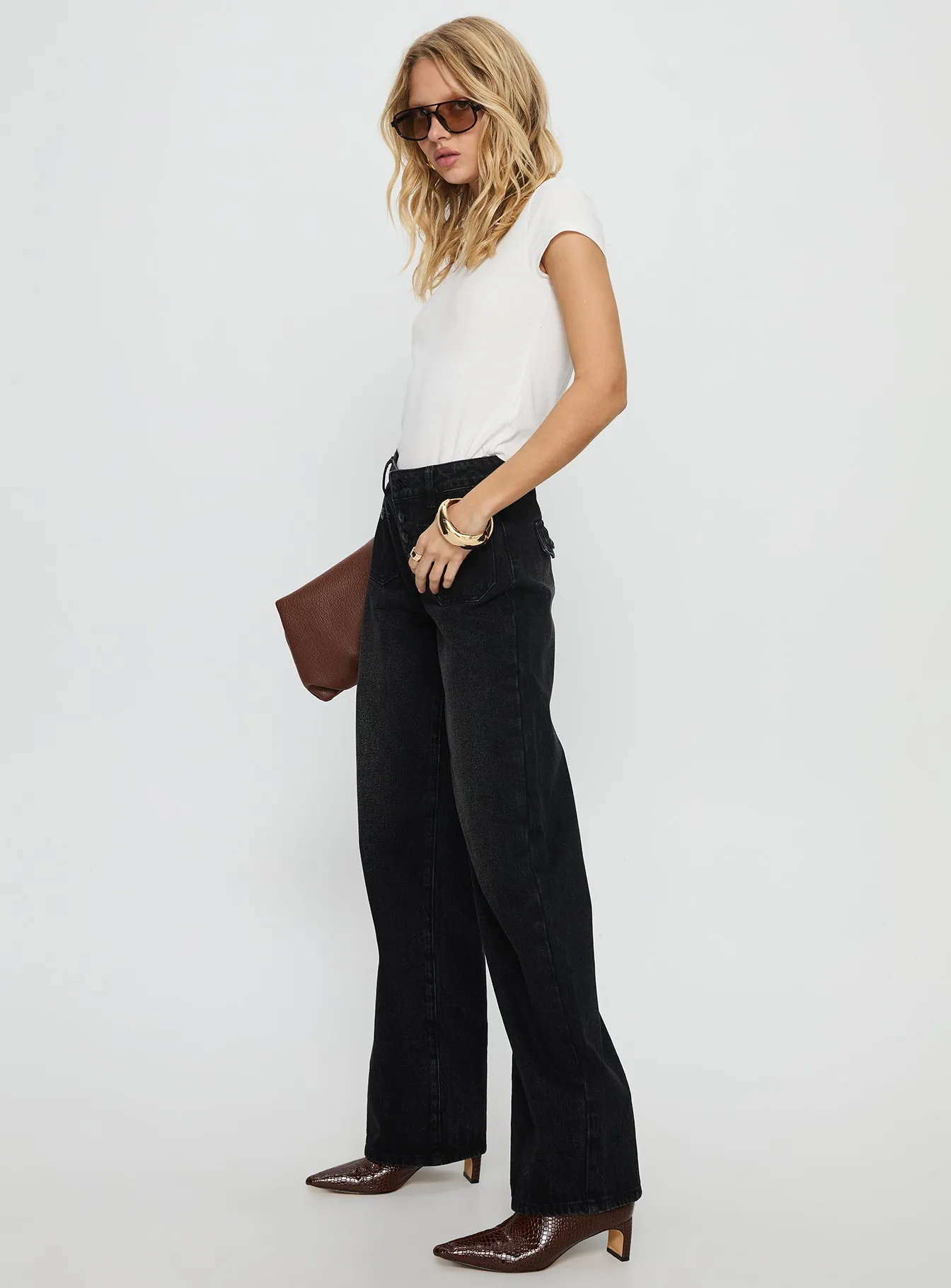 Carianne Low Rise Wide Leg Jeans Washed Black Athlete Fit Elegant Fits Everyone