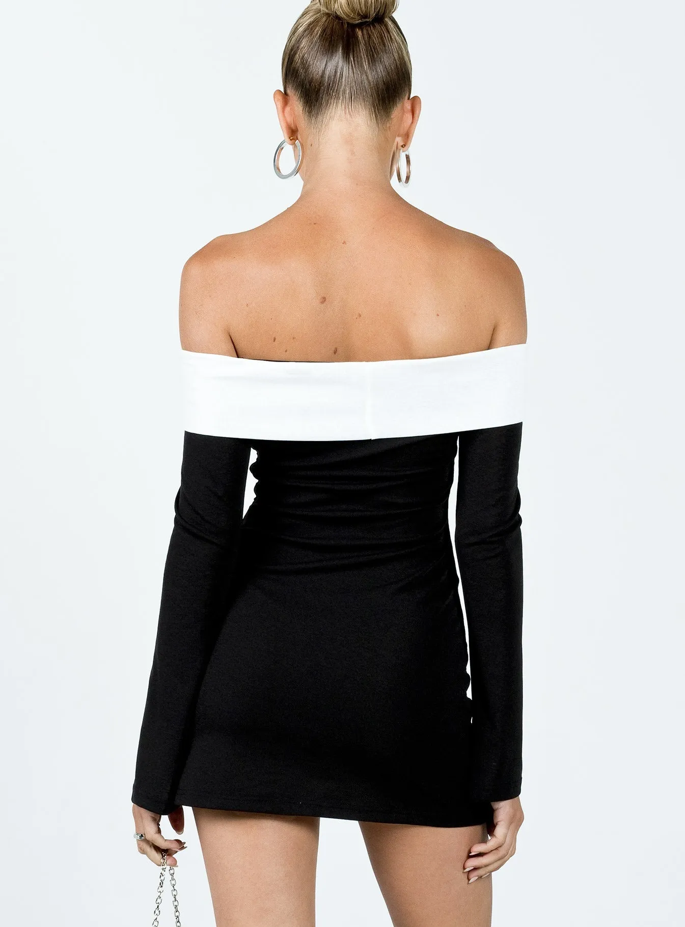 Anya Mini Dress Black / White Flattering Cut Stylish mini with ruffles