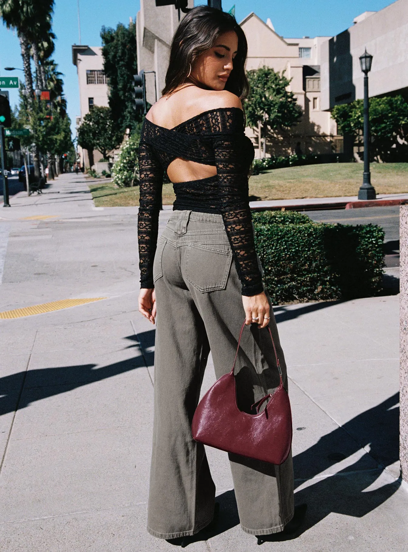 Outfit Ideas West Side Mid Rise Wide Leg Jeans Grey Wash