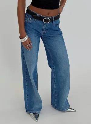 Daily Musthave Regular Style On Sunset Mid Rise Straight Leg Jeans Dark Wash