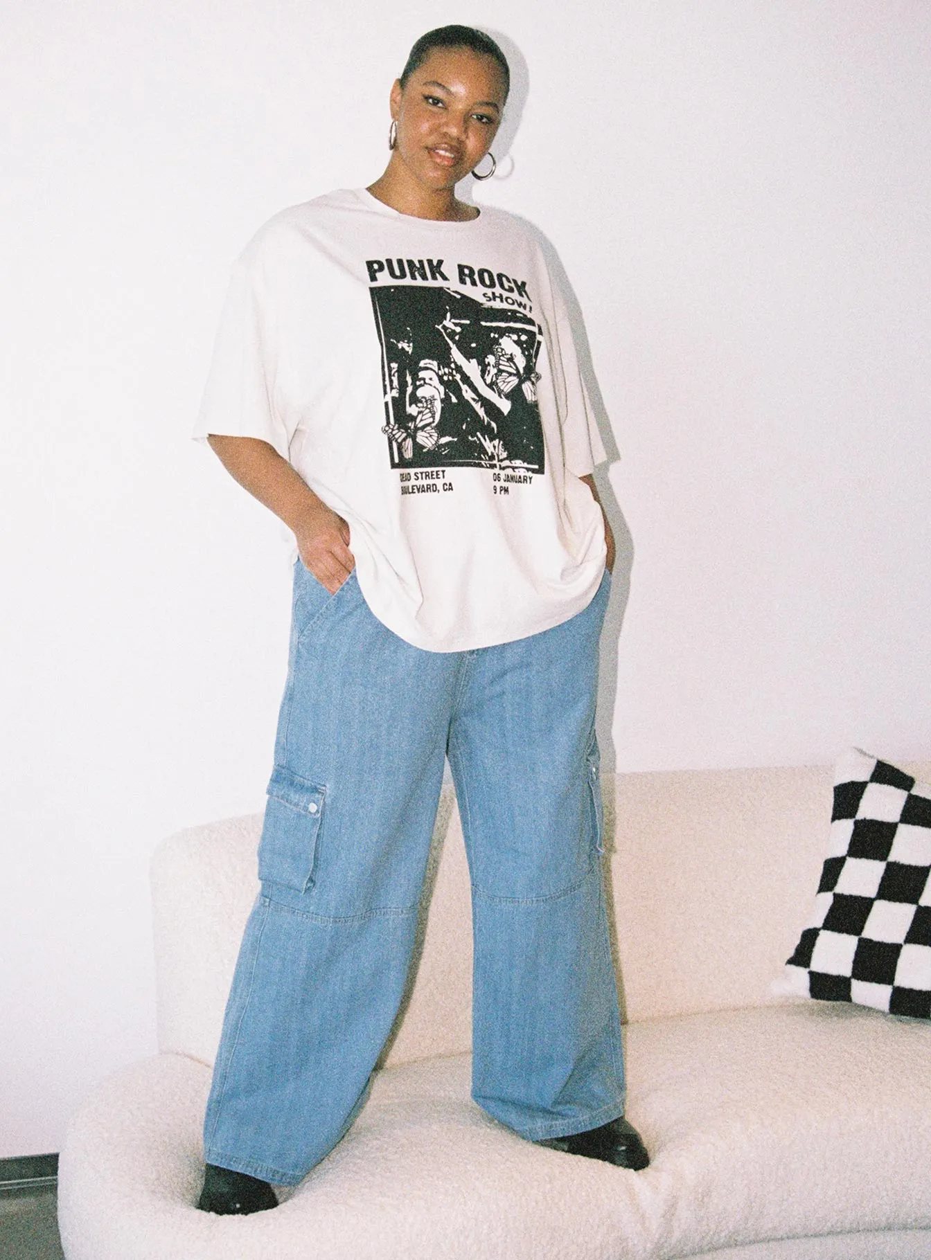 Paige Mid Rise Cargo Jean Denim Curve Always Appropriate On The Move