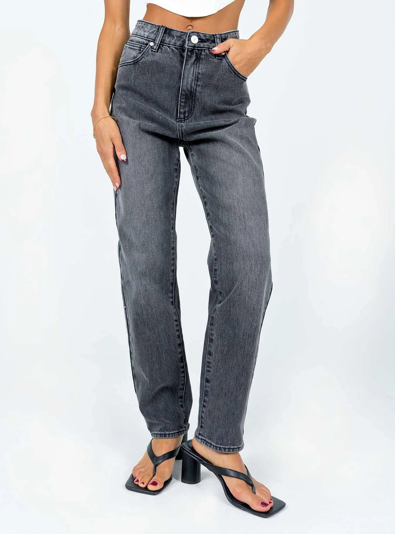 Universal Basic Easy Routine Abrand 94 High Slim Kiara Jeans Black