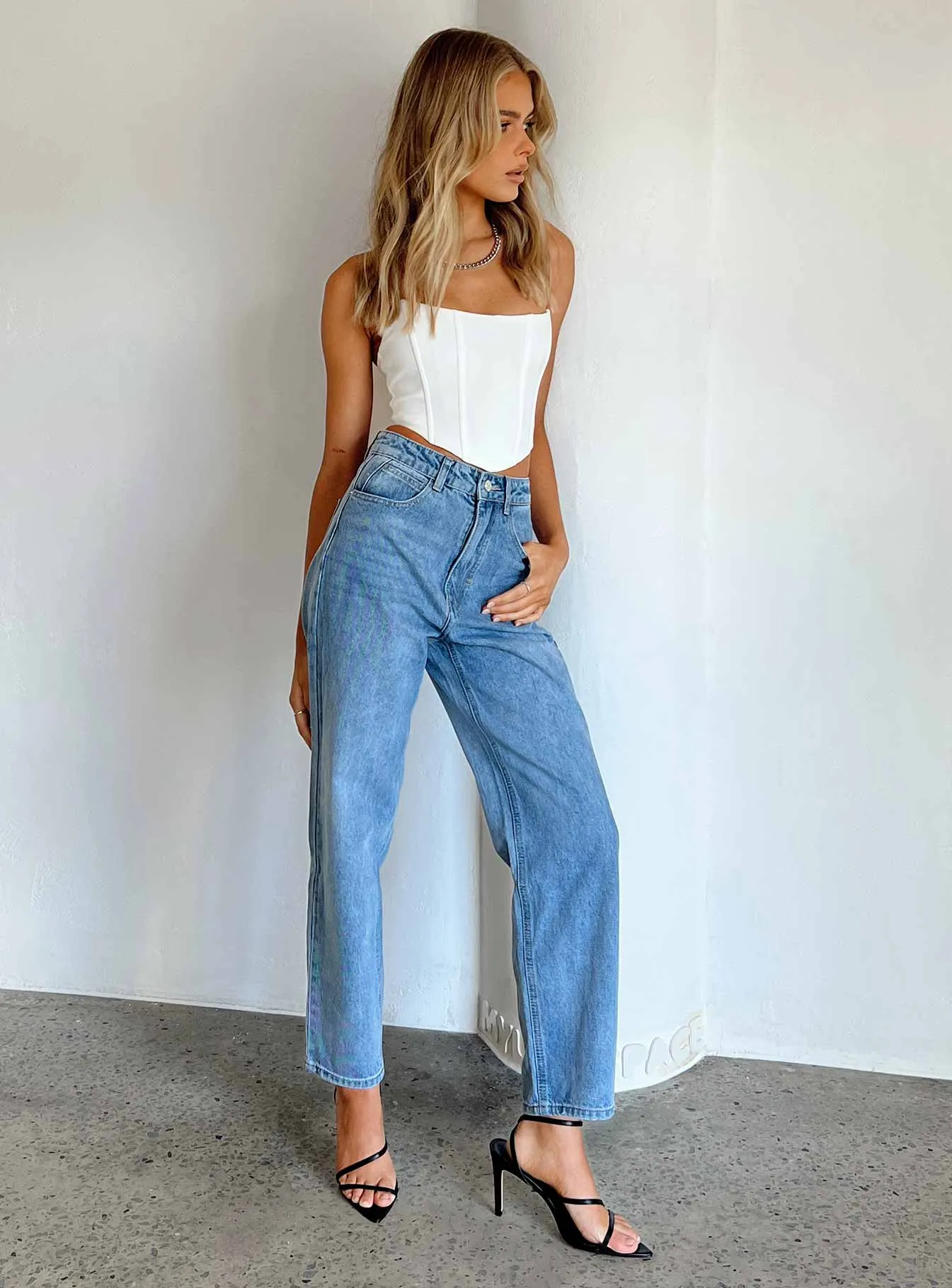 Leta Mid Wash Straight Leg Denim Jeans Anti Static Treatment Stretch Classic Gym Ready