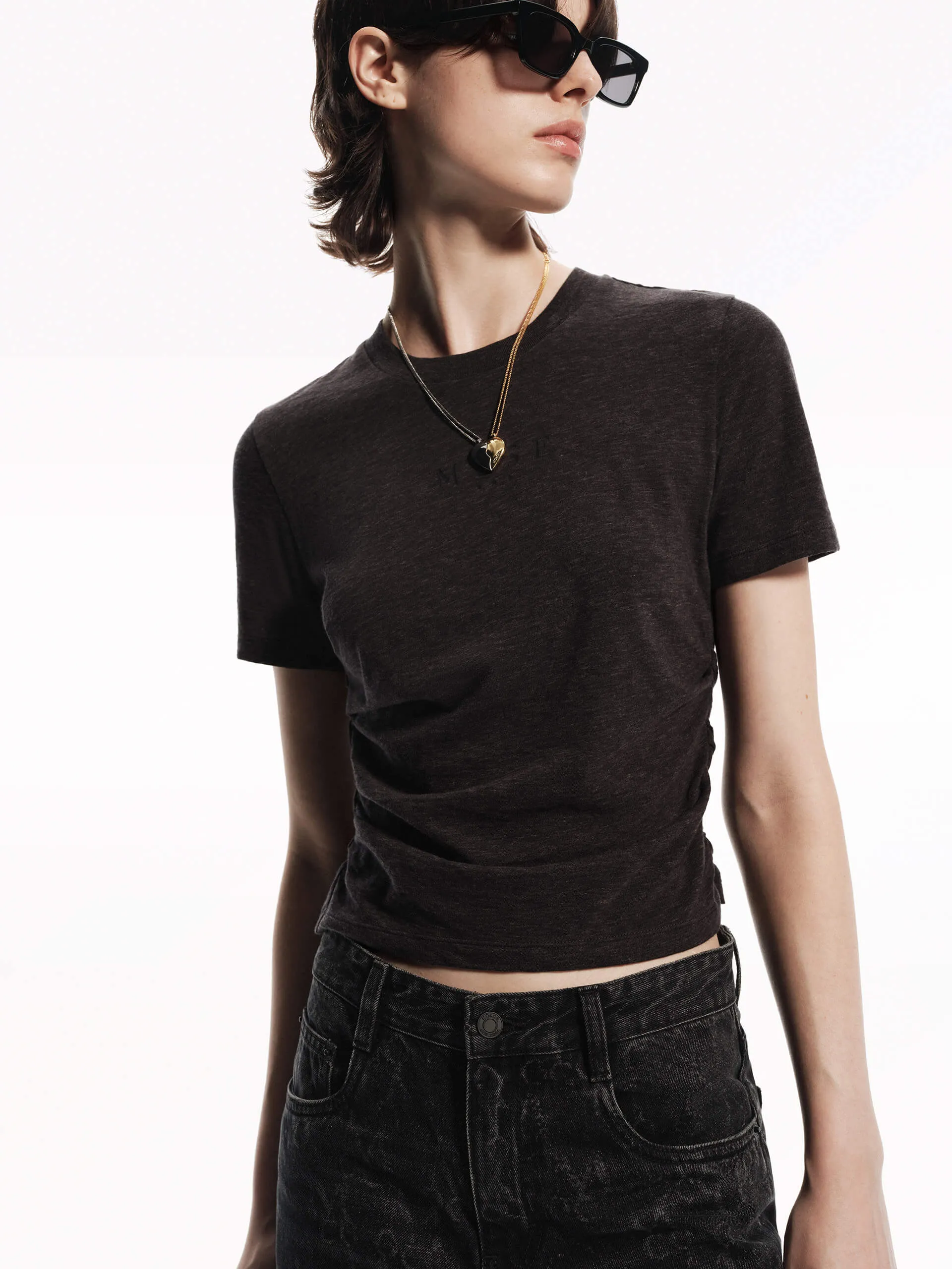Everyday Top Smooth Flatlock Stitching Fitted Side Pleated T-shirt