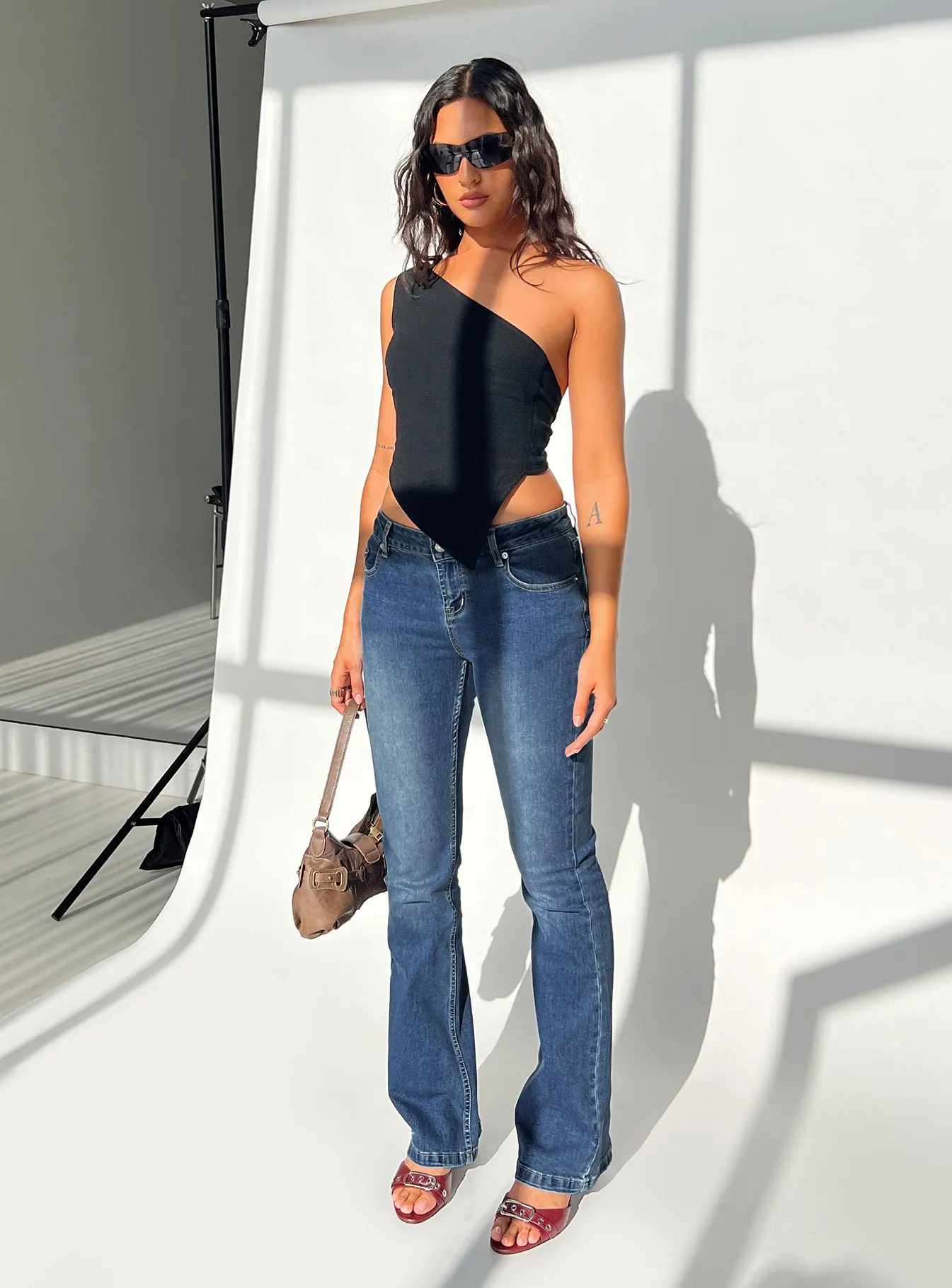 Favorite Basic Bethany Low Rise Bootleg Jeans Mid Wash