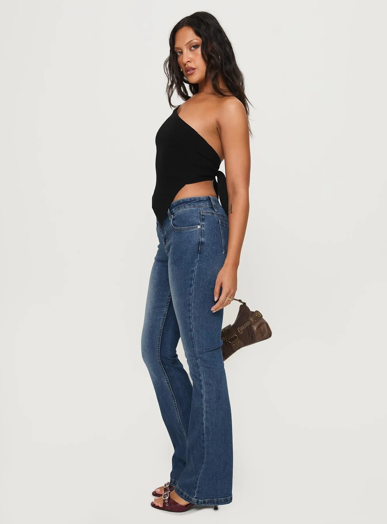 Layer game Bethany Low Rise Bootleg Jeans Mid Wash