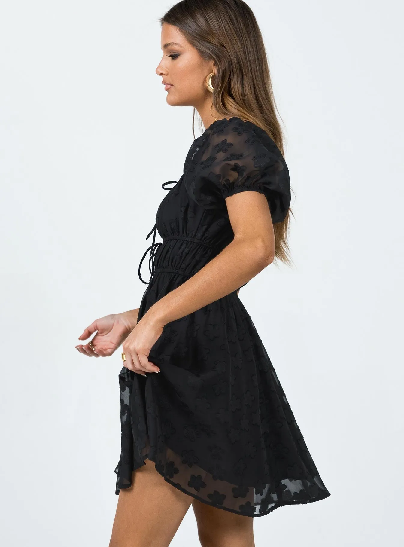 Kenny Mini Dress Black Floral Chic Angle Look