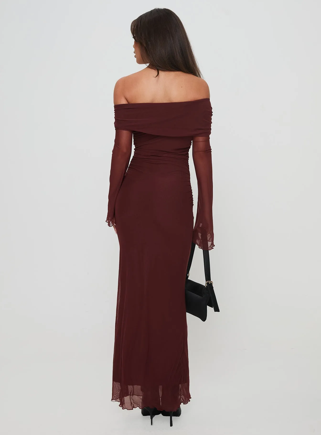 Consideration Maxi Dress Chocolate Botanic Scene Crafted with high-quality materials this dress ensures both comfort and durability