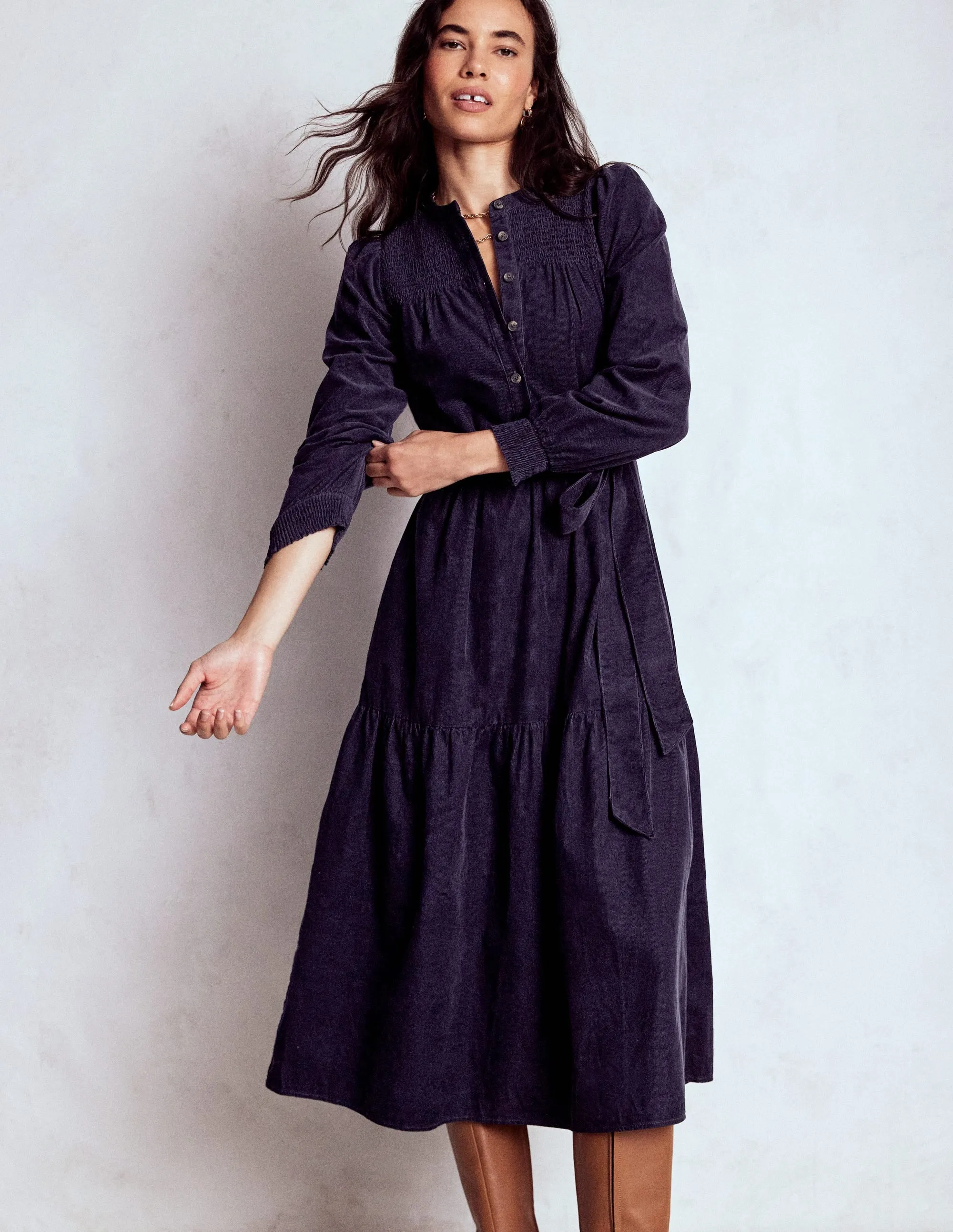 Cecily Cord Midi Dress-Navy Chic Appearance Planet View