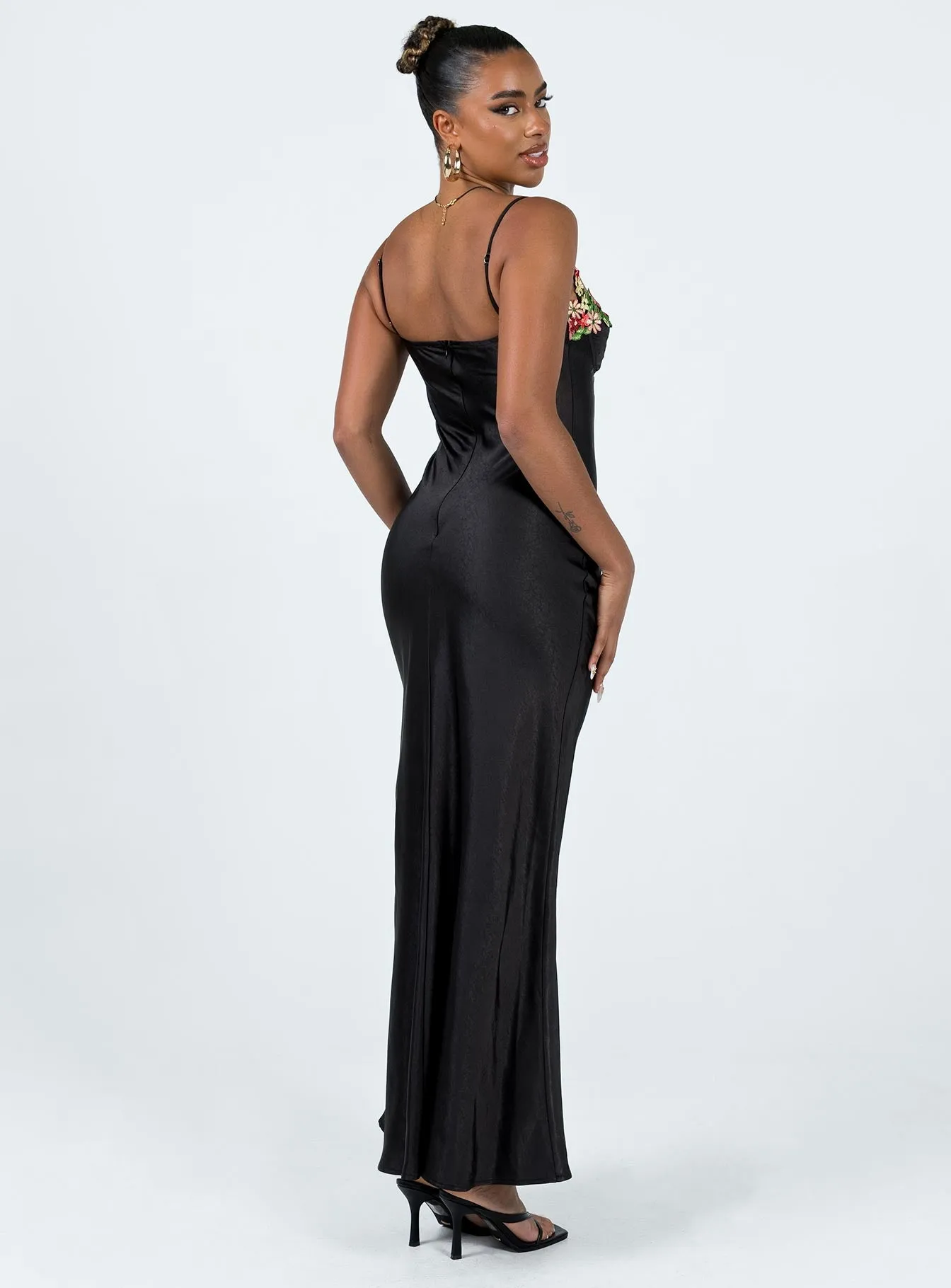 Peony Bloom The dress??s simple design allows you to dress it up or down depending on your style Kenzie Maxi Dress Black