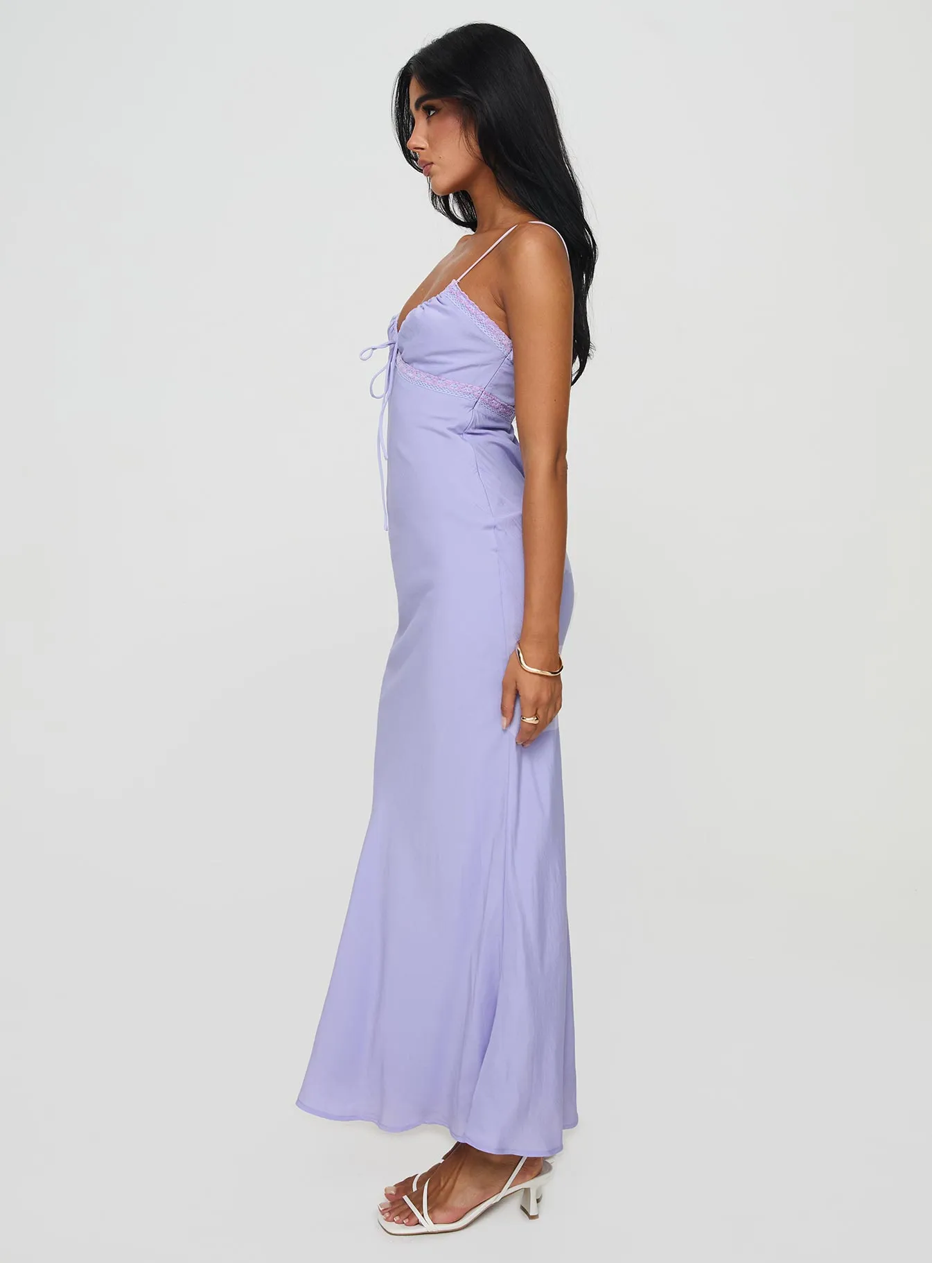 This dress features a classic design that works well for both day and night wear Emily Maxi Dress Lilac