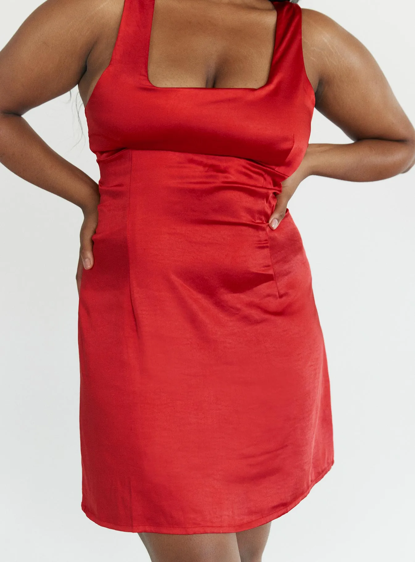 Urban Pop Wrinkle resistant fabric Cobie Mini Dress Red Curve