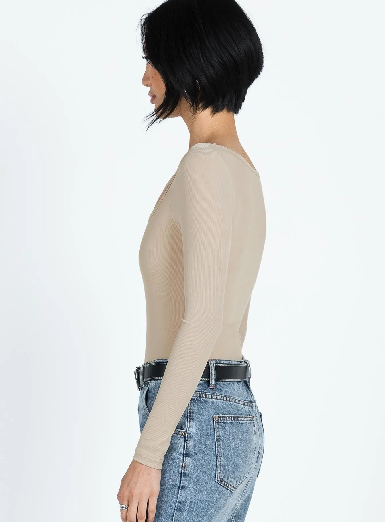 Street Dancer Arthie Long Sleeve Bodysuit Beige
