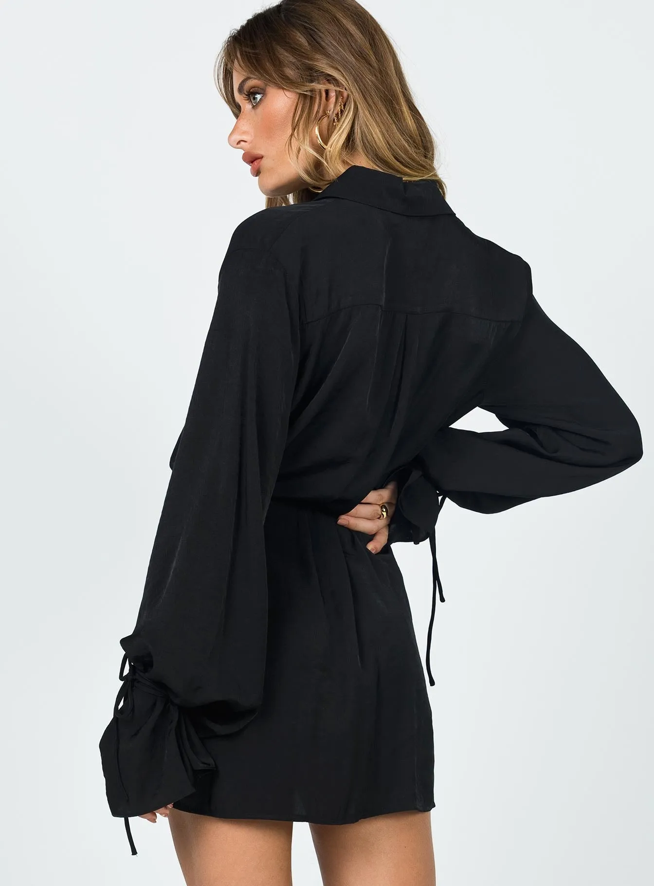 Forbidden Mini Dress Black Minimalist Closure