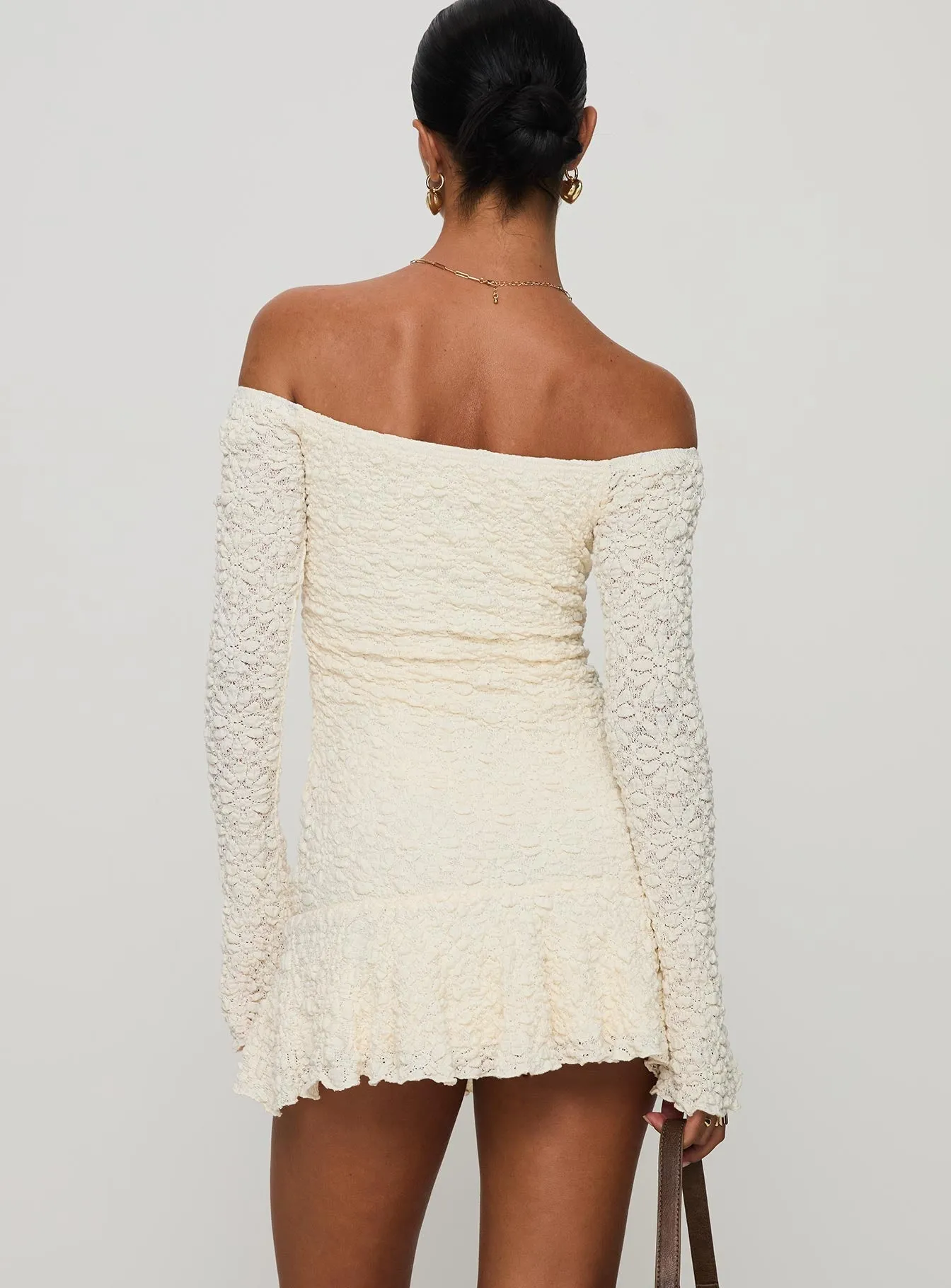 Vancesca Long Sleeve Mini Dress Cream Cozy Fit Style