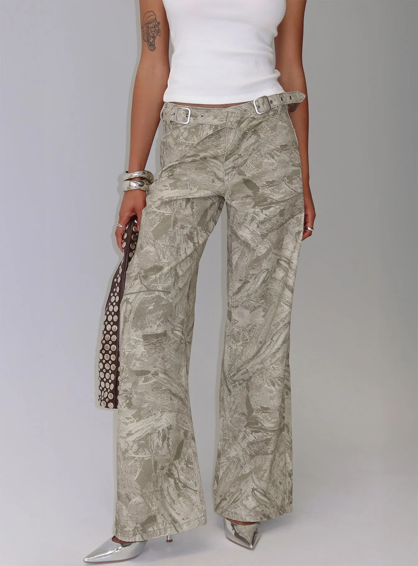 Eco Friendly Fashion Lover Morning Stroll Comfortable Style Mckinley Mid Rise Wide Leg Jeans Camouflage