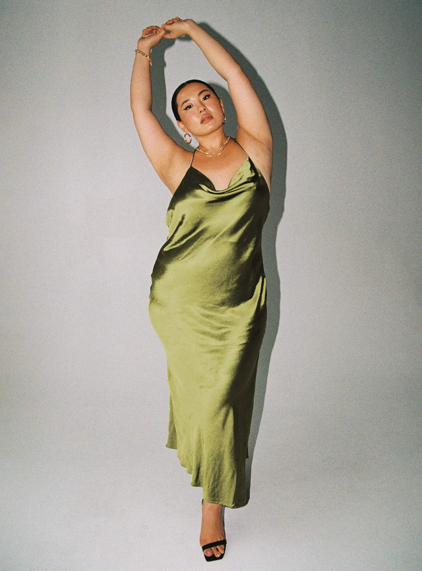 Alissa Midi Dress Green Curve Trim Glow