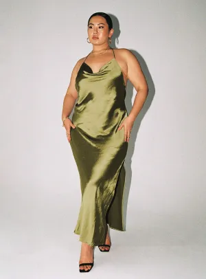 Alissa Midi Dress Green Curve The simple design of this dress ensures that it will never go out of style delicate embroidery