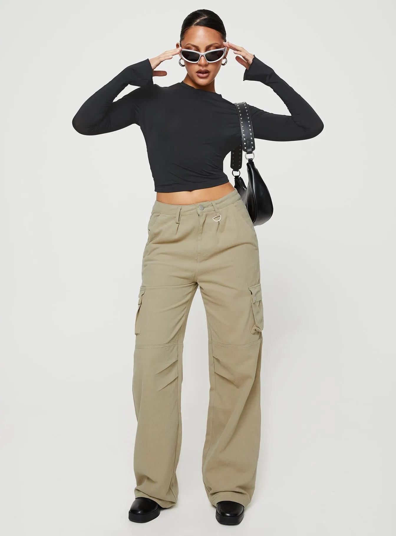 Paige Mid Rise Cargo Jean Sage Tagless Design Fashion Lover Outdoor Enthusiast