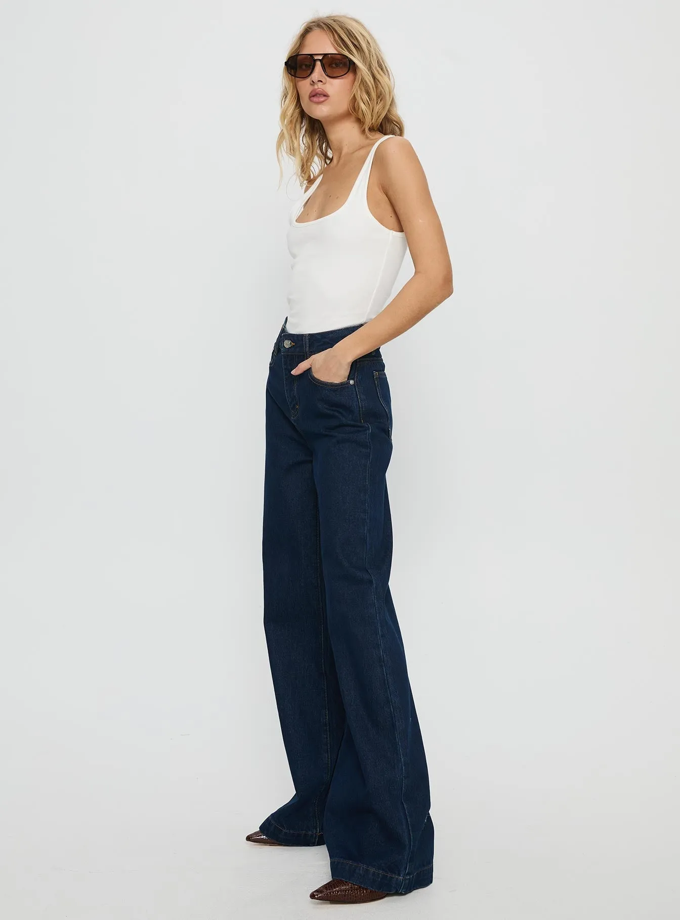Minimal Fit Goldie High Rise Wide Leg Jeans Indigo