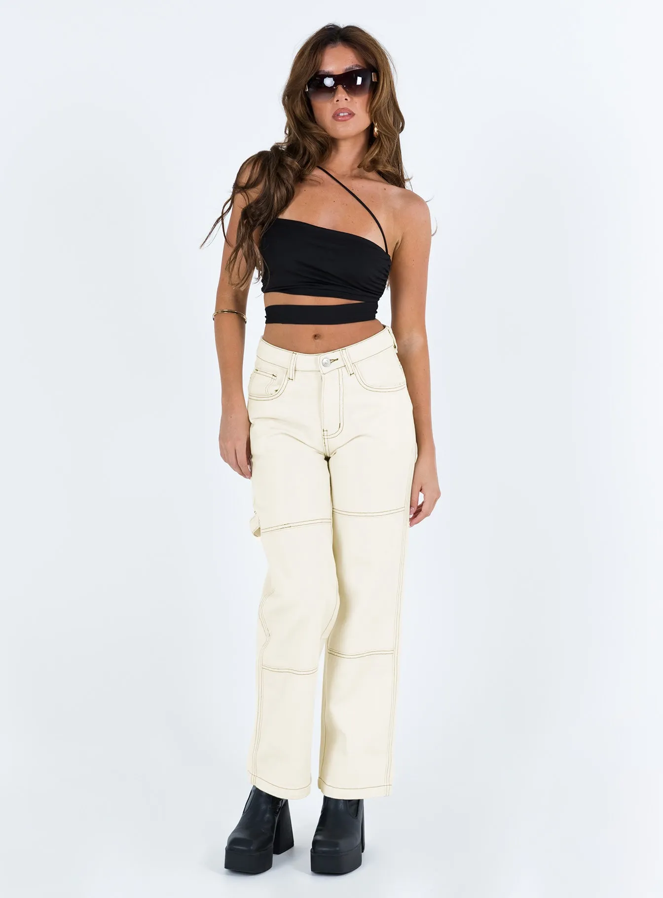 Travel Outfit Music Event Copeland Jeans White Petite
