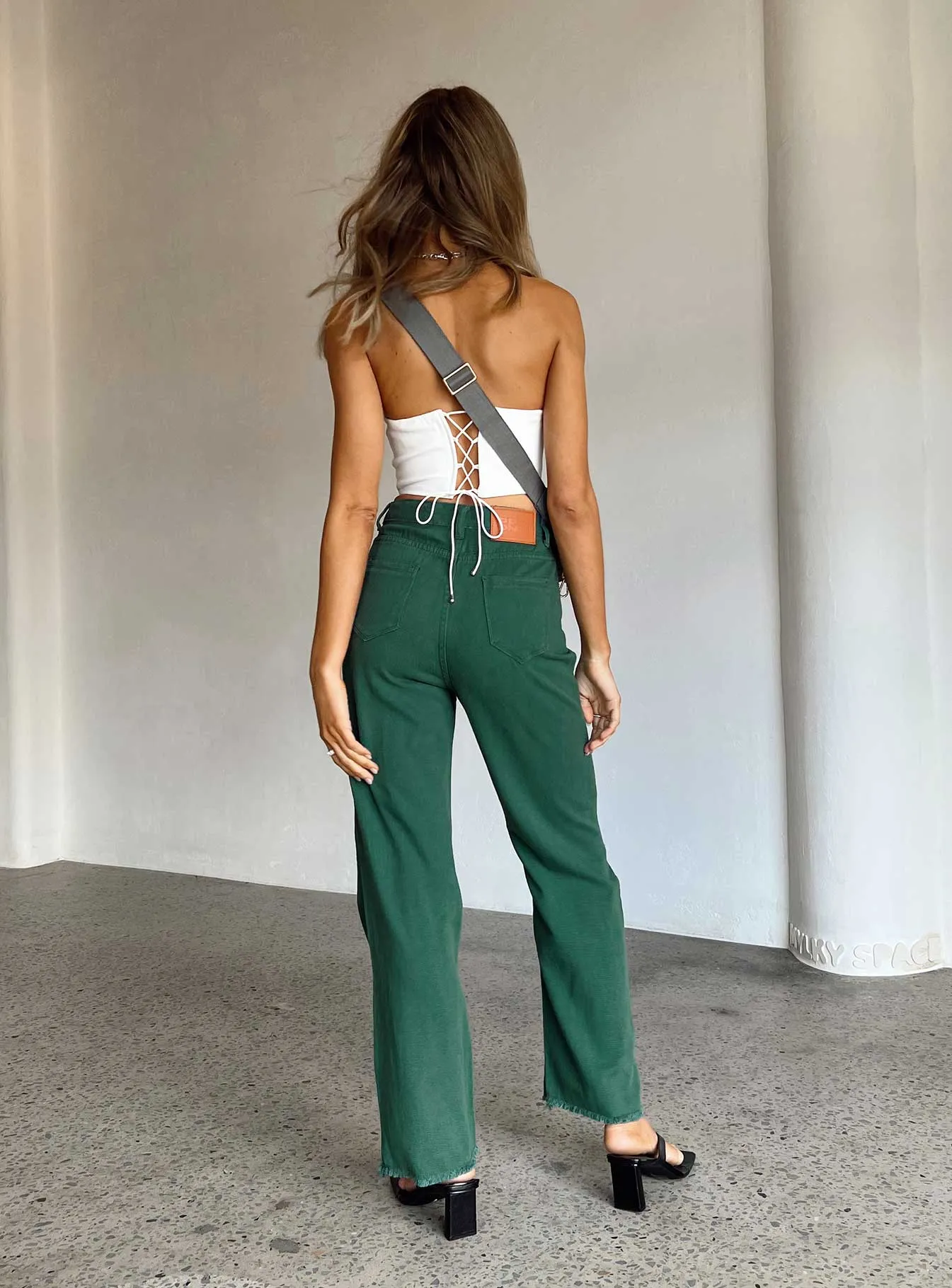 Elegant Bold Look Kalinda Denim Jeans Green