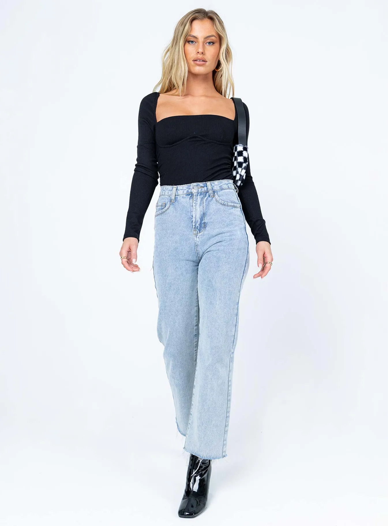Relaxed Basic Sofia Long Sleeve Bodysuit Black