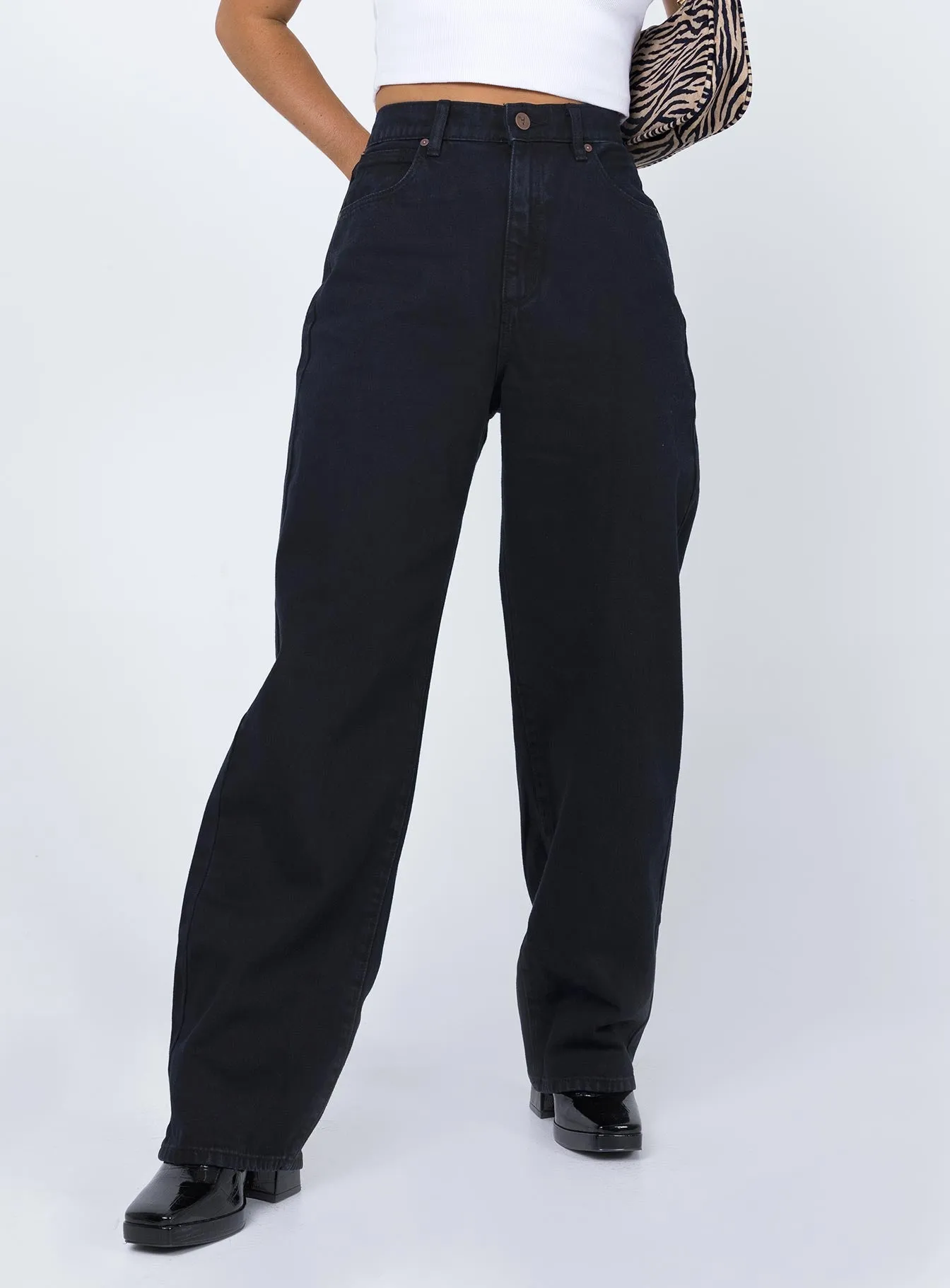 Abrand Slouch Jean Black Softened Seams