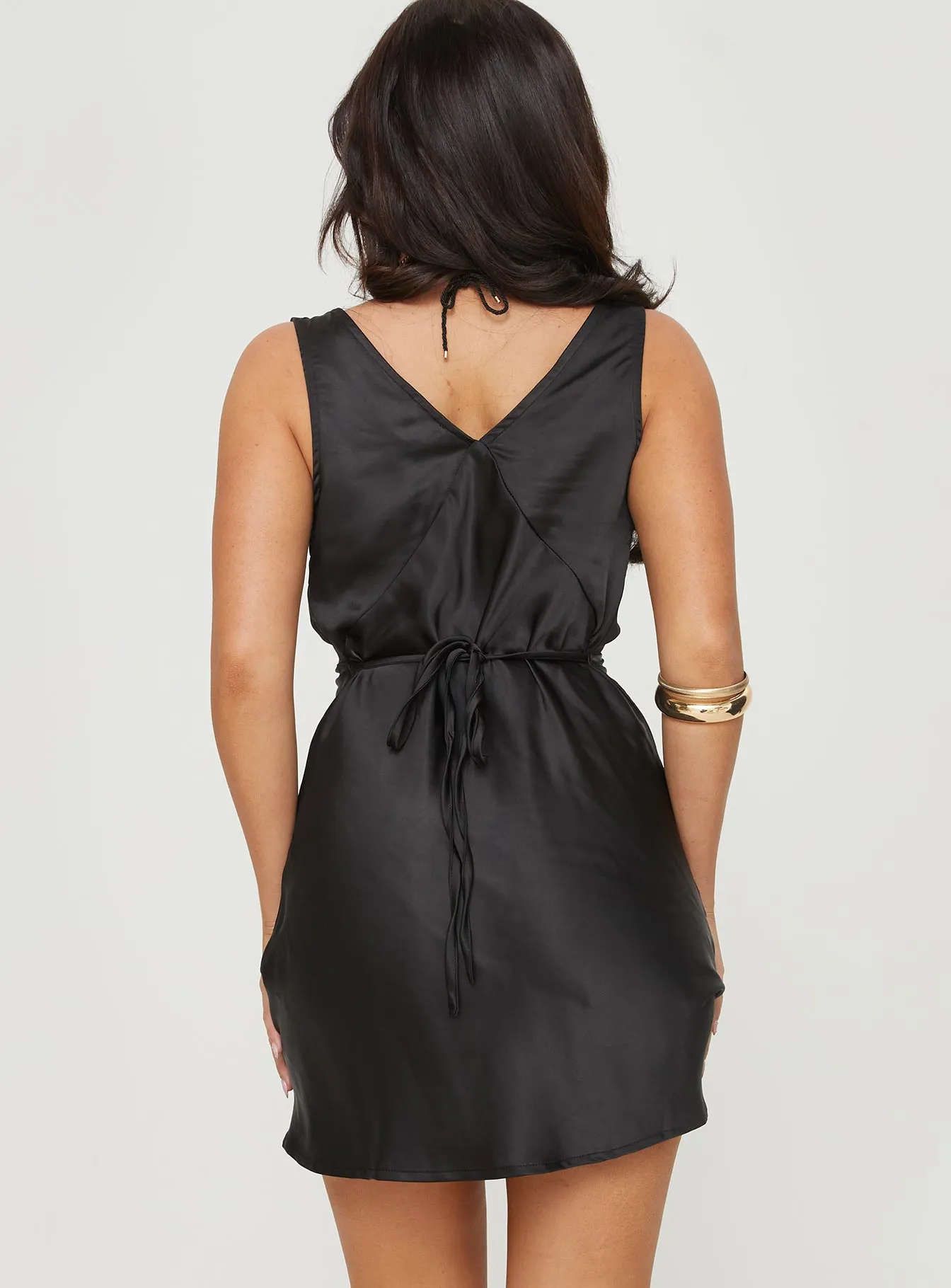 Nellie Mini Dress Black Satin Petite Heat Beat Smart Fit