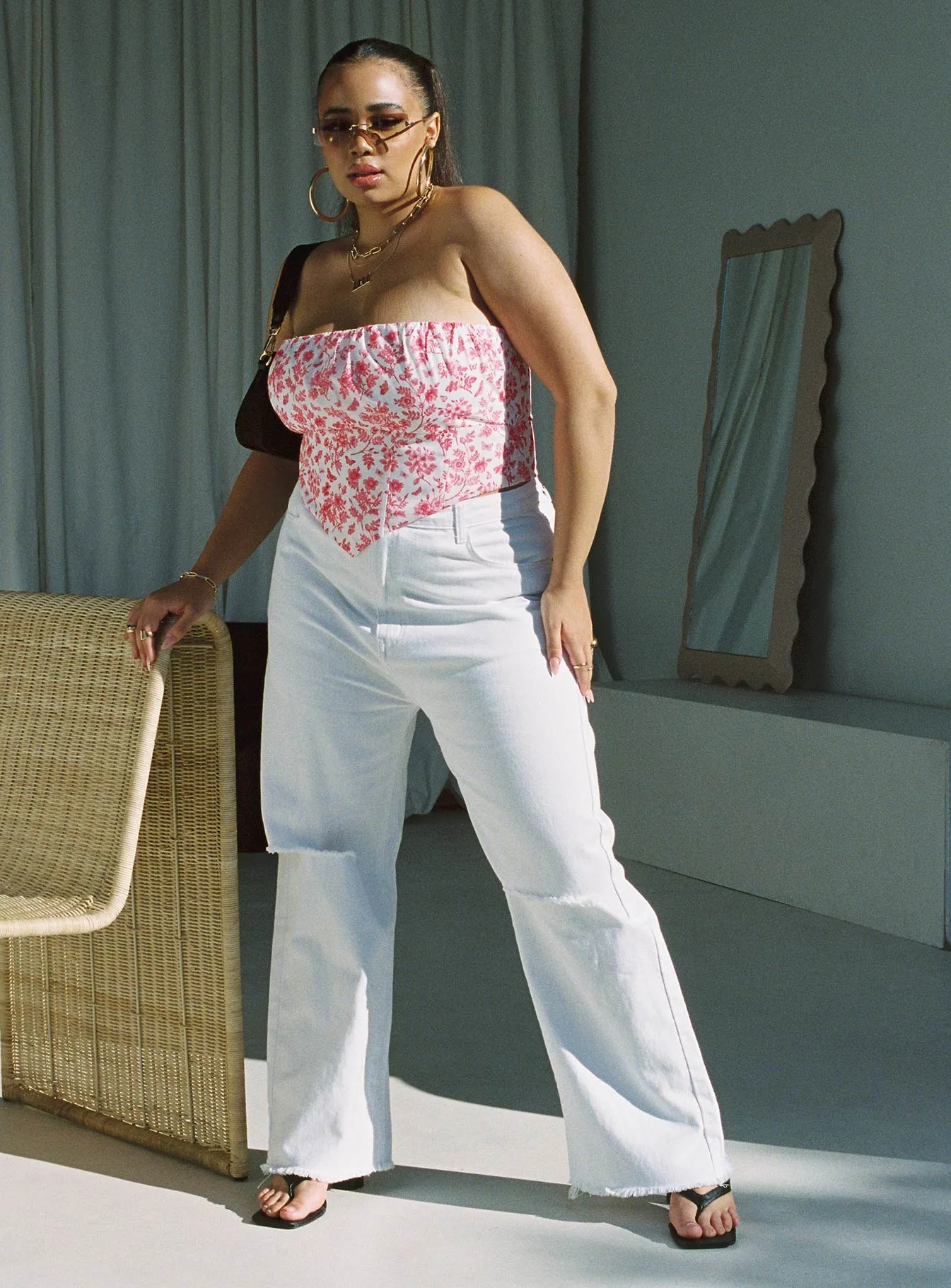 Cece Hammer Wide Leg Knee Rip Jeans White Denim Curve Modern Earthy